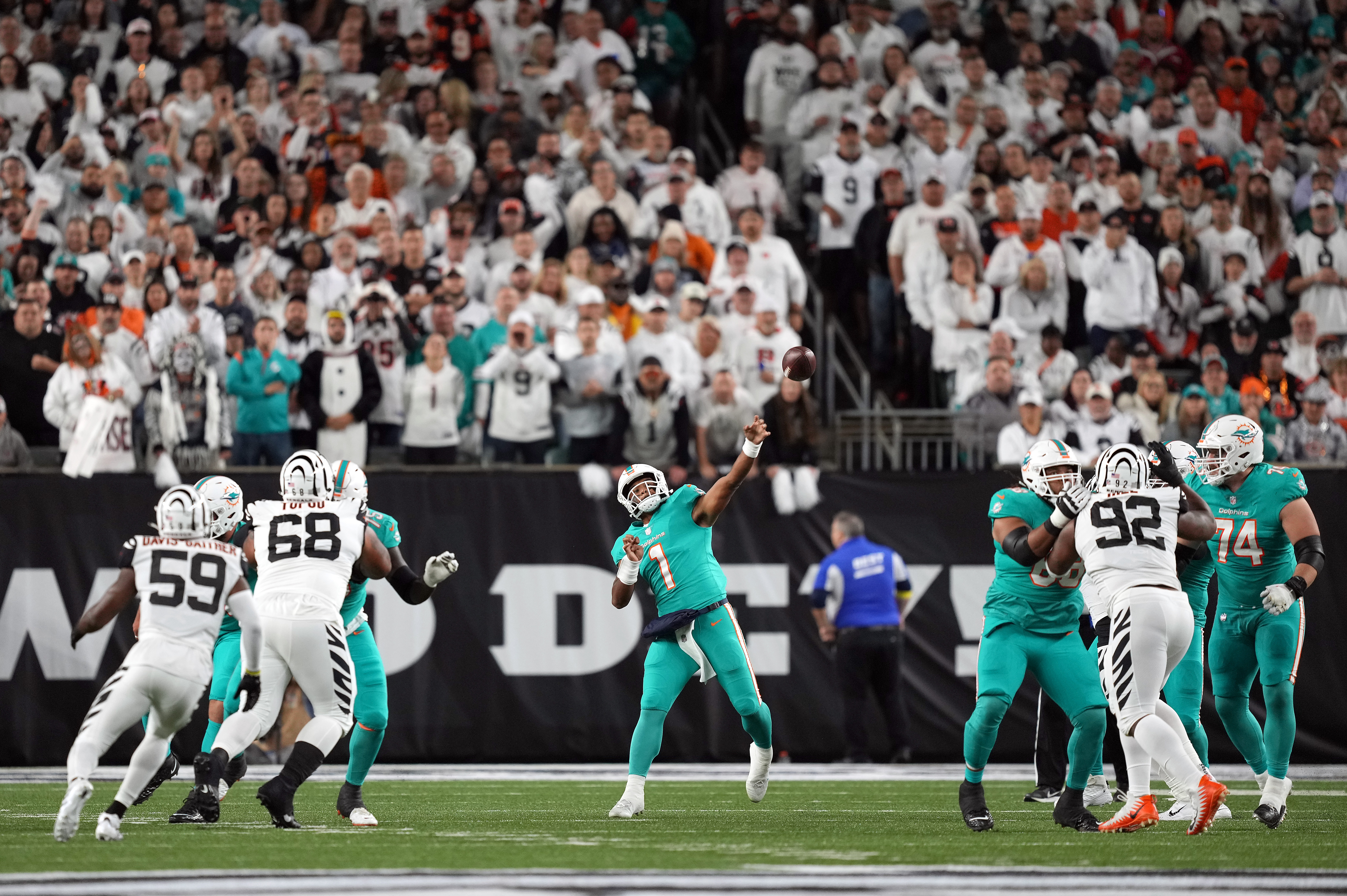 Tua Tagovailoa’s Devastating Injury Has NFL Fans Livid With The Dolphins