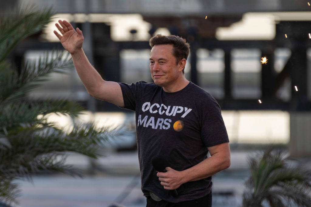Elon Musk Fires Twitter’s Top Execs After Taking Control In Tumultuous $44B Deal