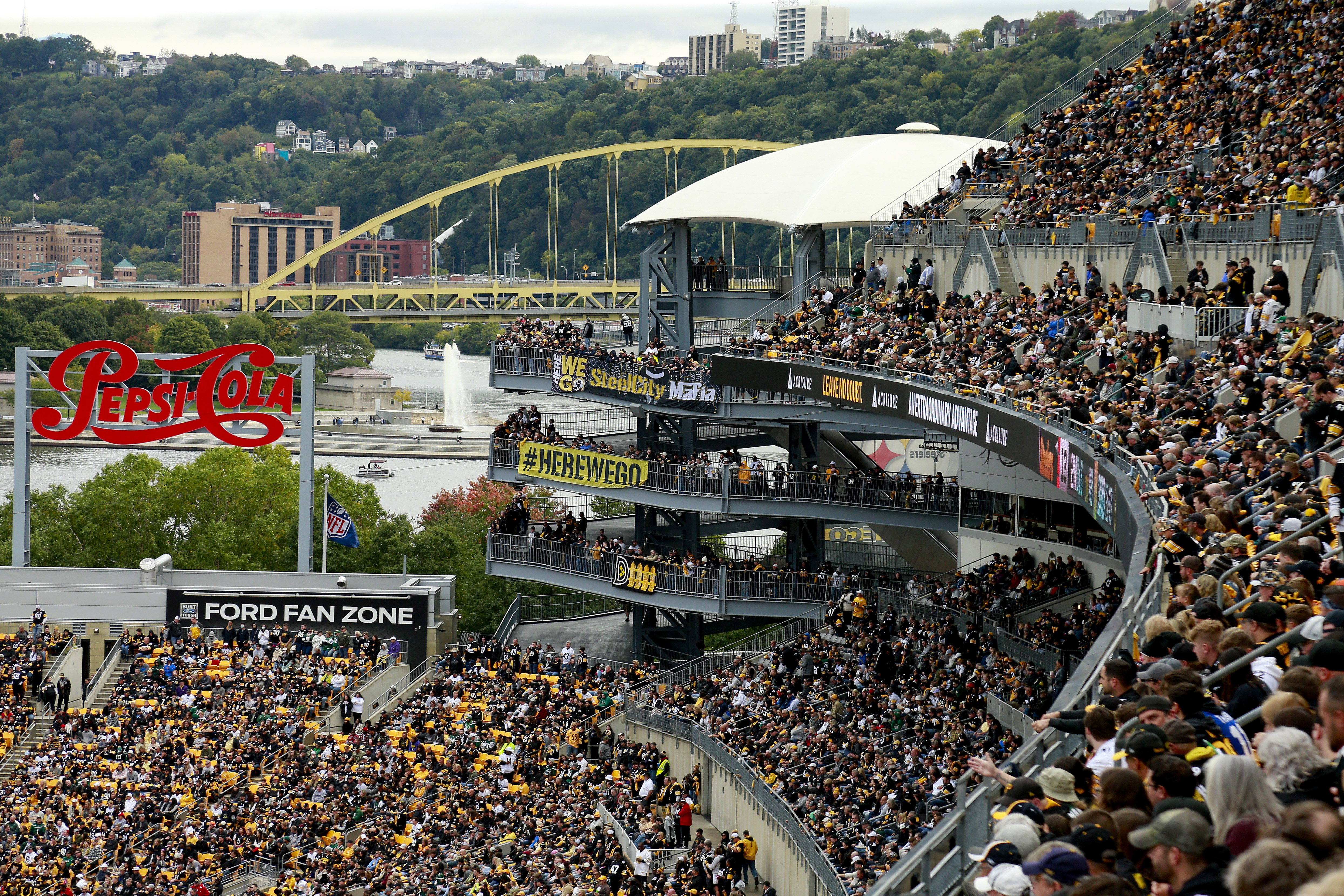 Fan Dies After Falling From Steelers’ Stadium Escalator