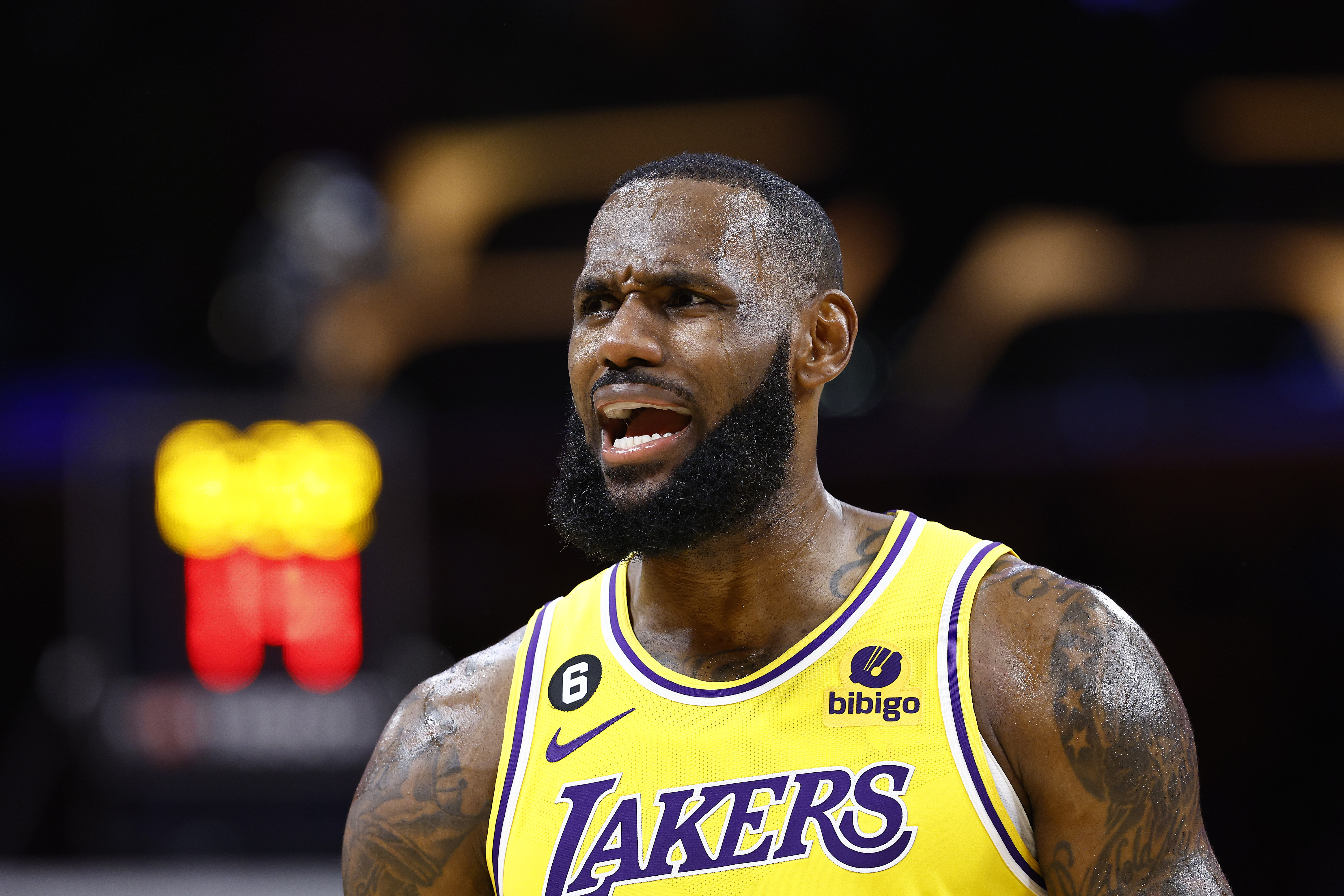 LeBron James Reveals Why He Stopped Cheering For The Cowboys