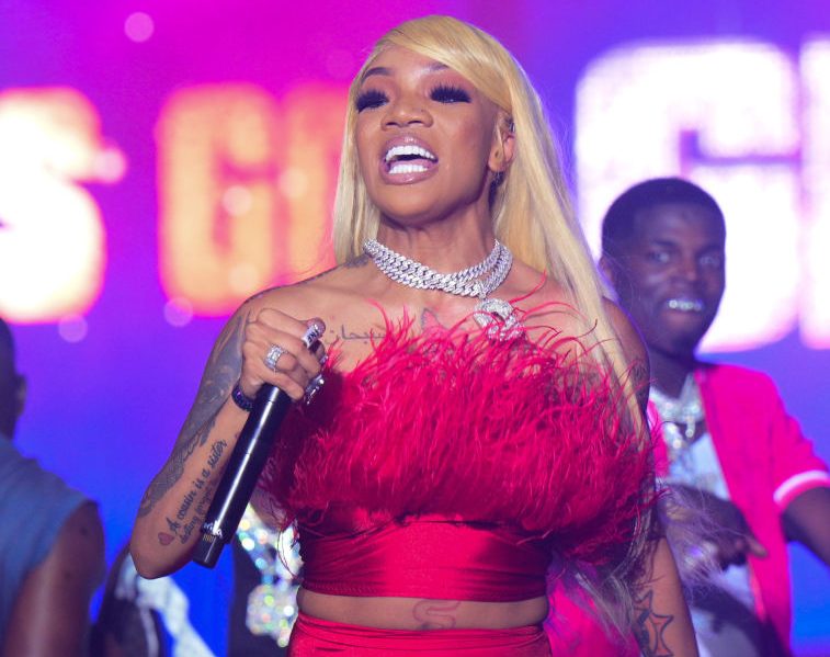 GloRilla Encourages Women To 