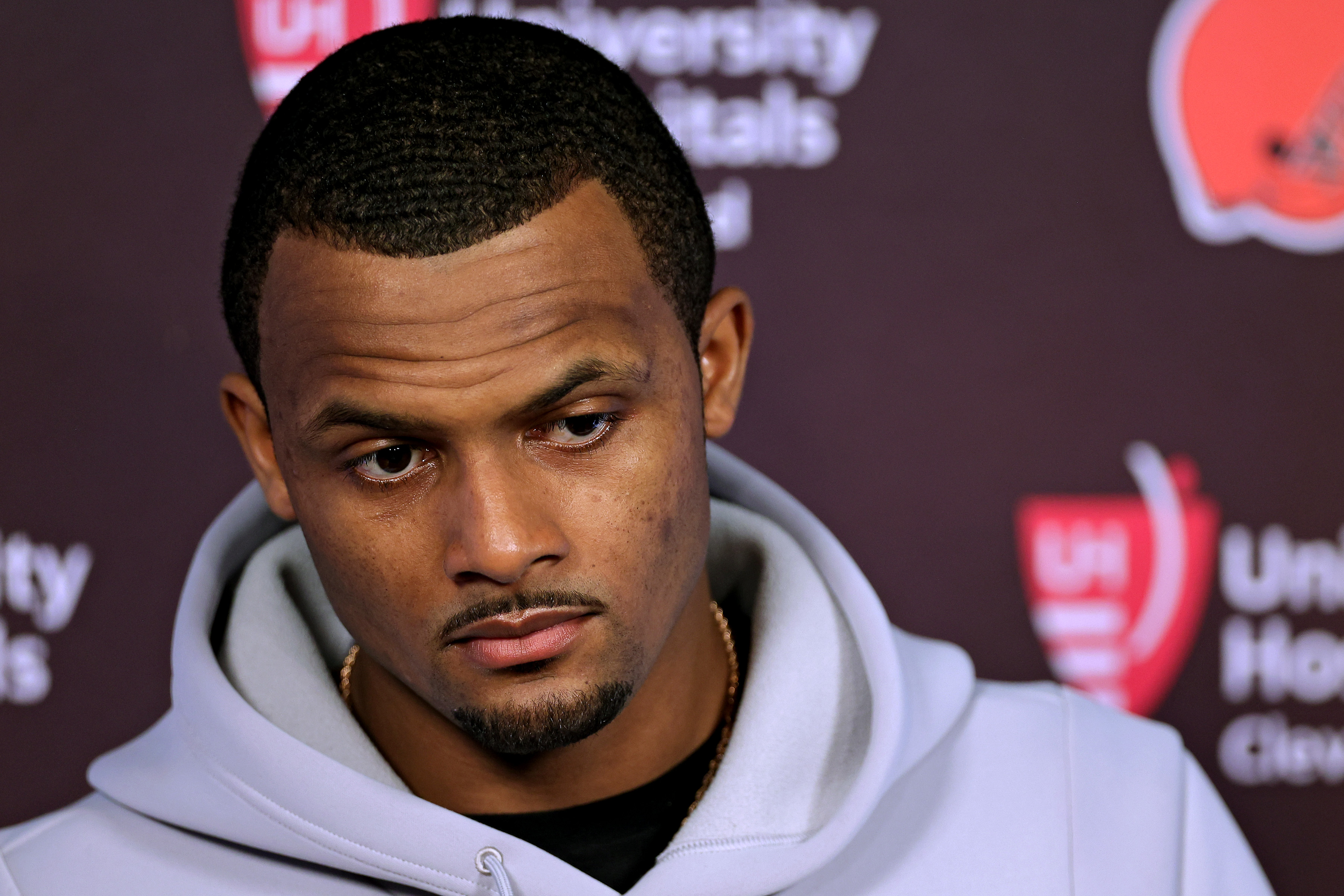 Deshaun Watson returns from ban with some support, many boos