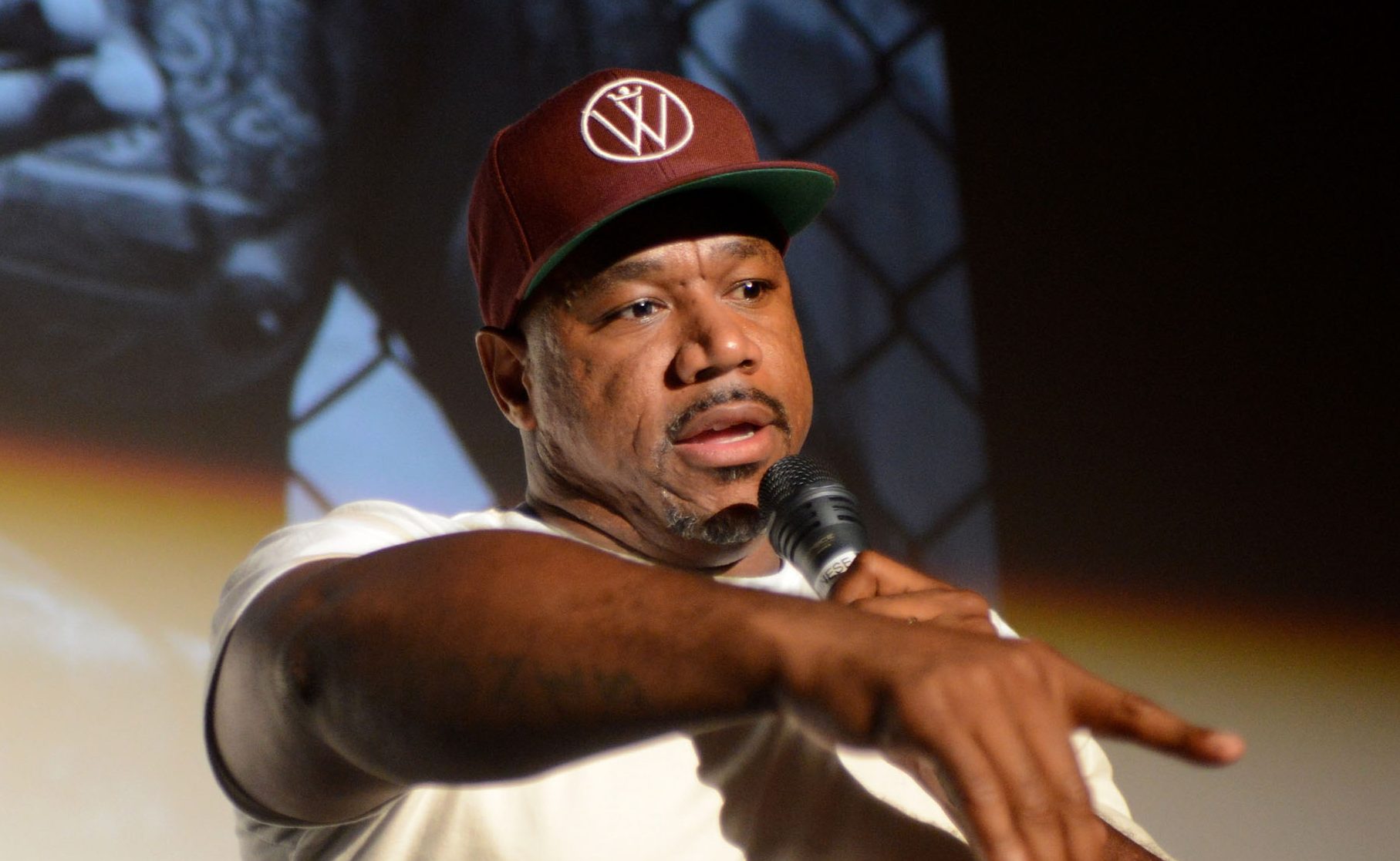 Wack 100 Checks DJ Akademiks Over Gunna Snitching Allegations