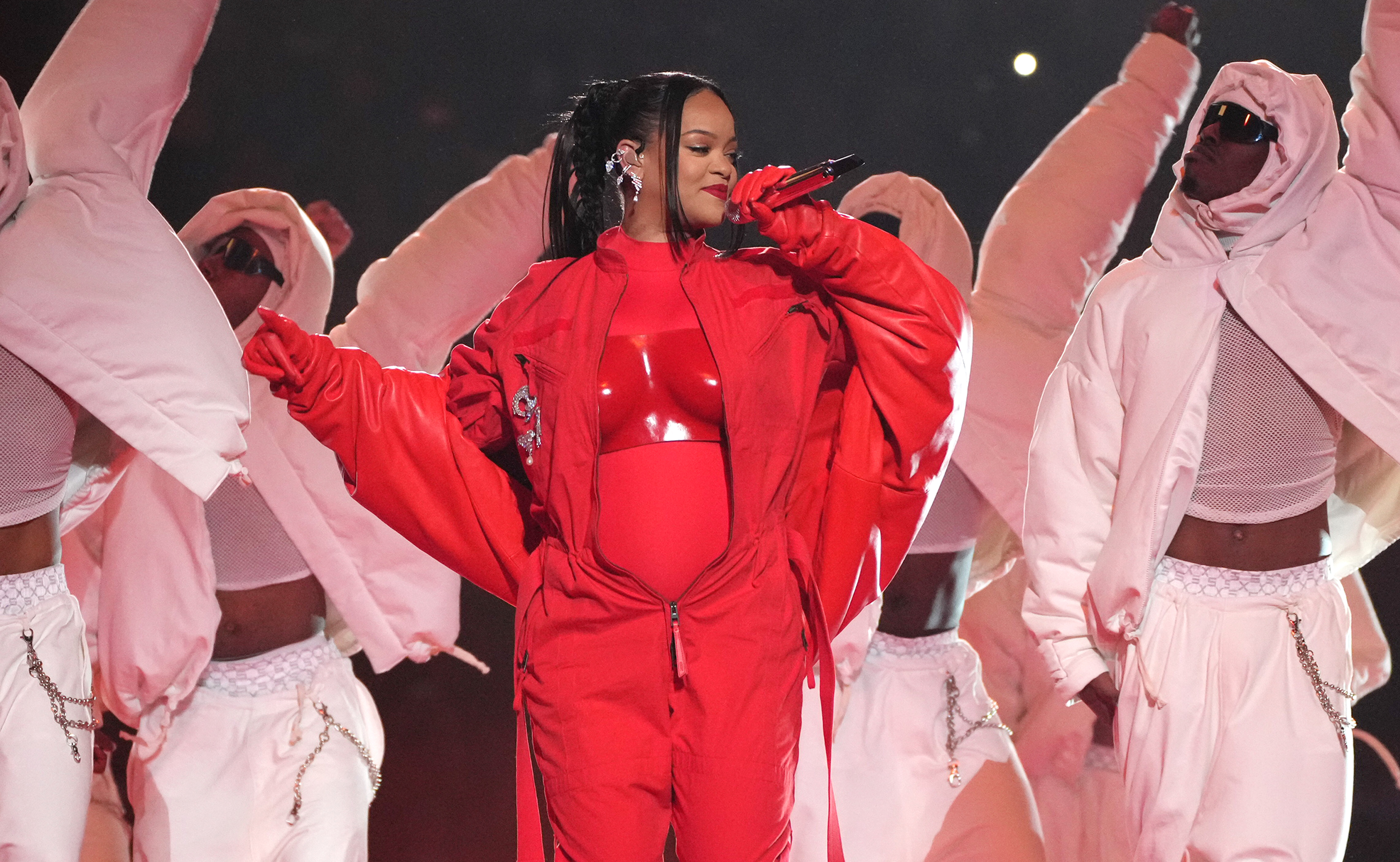 Rihanna Pregnant, Expecting Second Baby with A$AP Rocky: Super Bowl Halftime