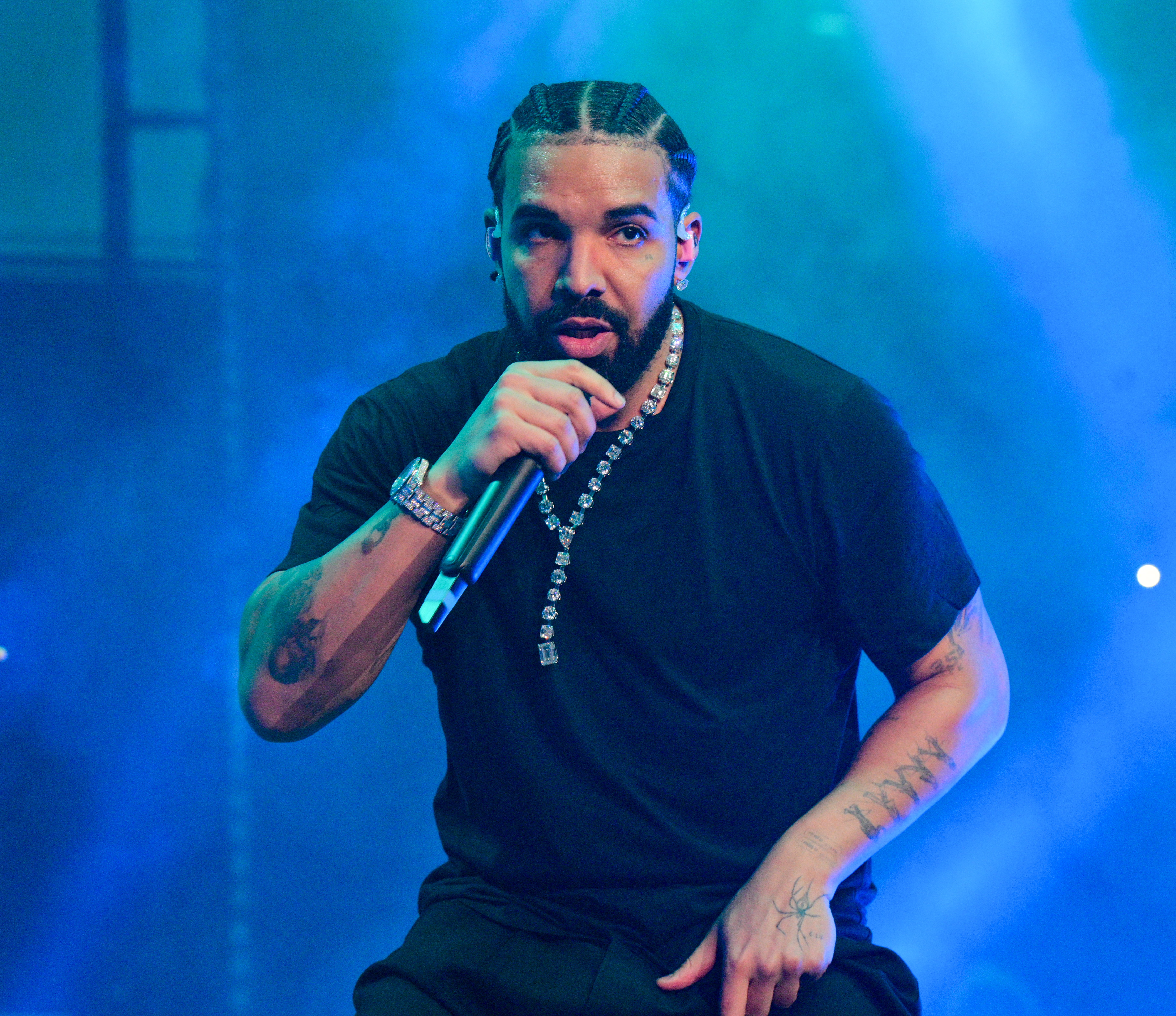 Drake Teases New Song About His Ideal Woman On IG, Performs In Colombia: Watch