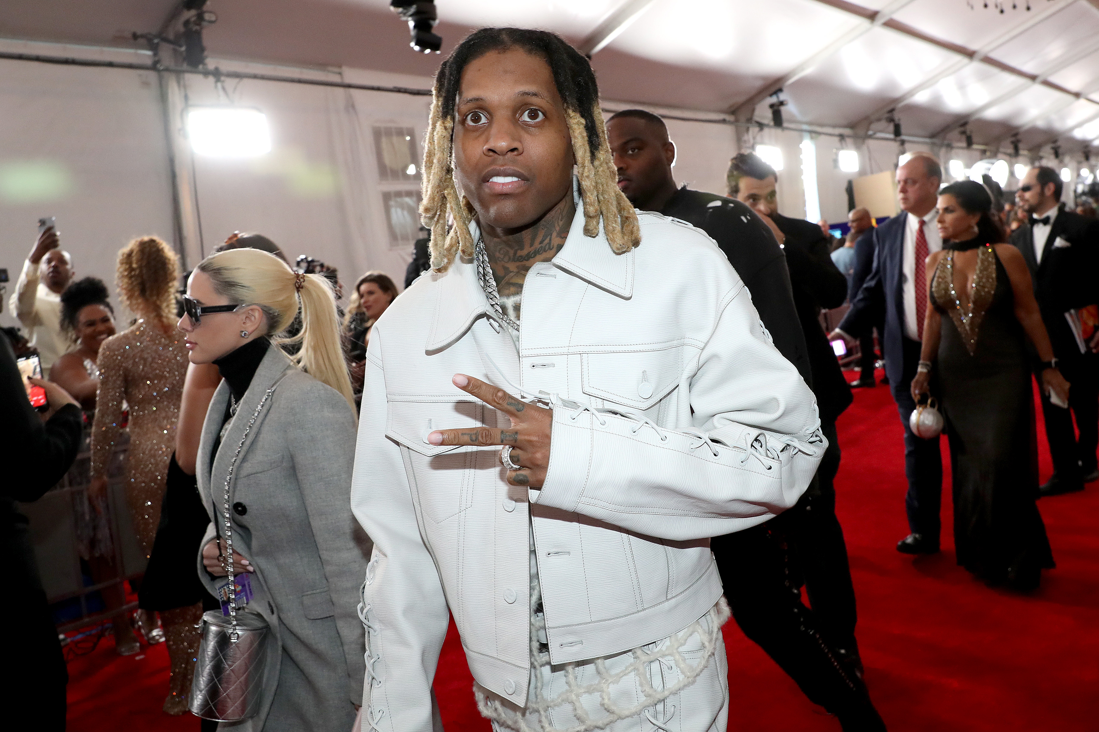 Lil Durk Seen Wearing Questionable Outfit.