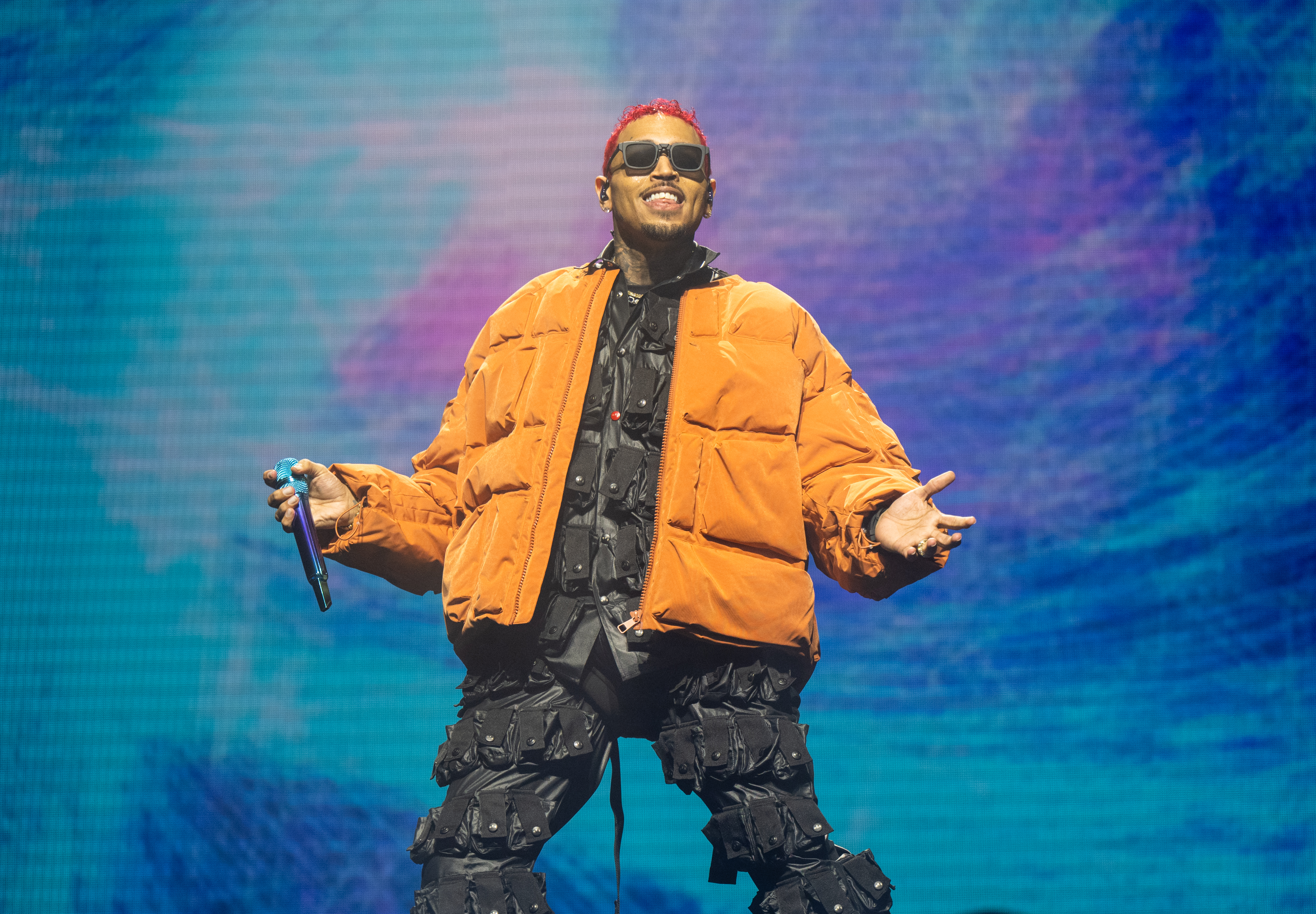 Chris Brown Gives Fan Steamy Lap Dance, Her BF Ends Their Relationship