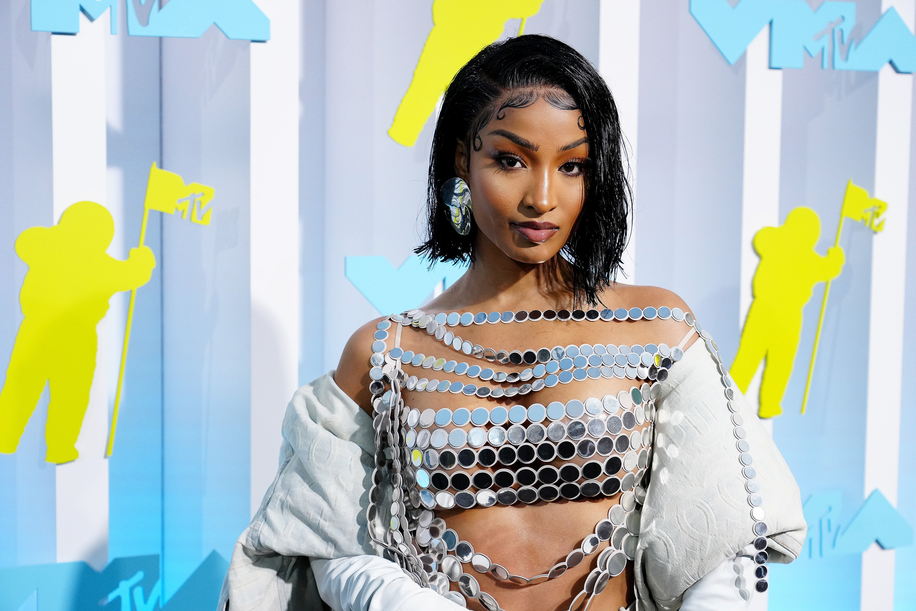 Shenseea Fires Shots At London On Da Track’s BM On New Freestyle