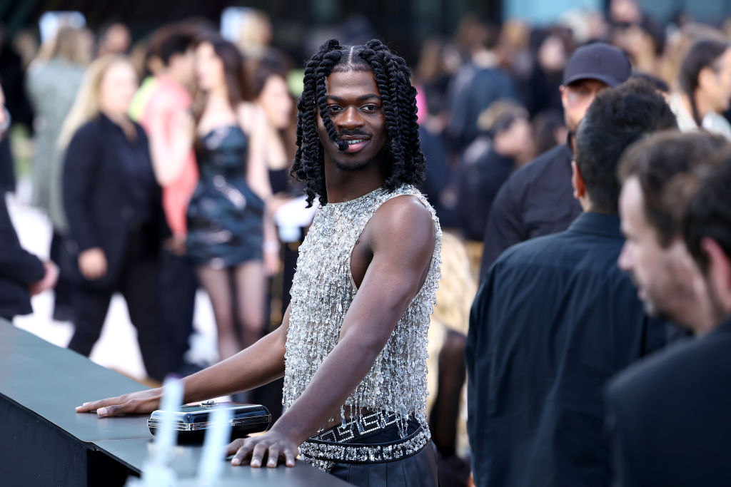 Lil Nas X Has Hilarious Response To PinkPantheress Kiss Photo