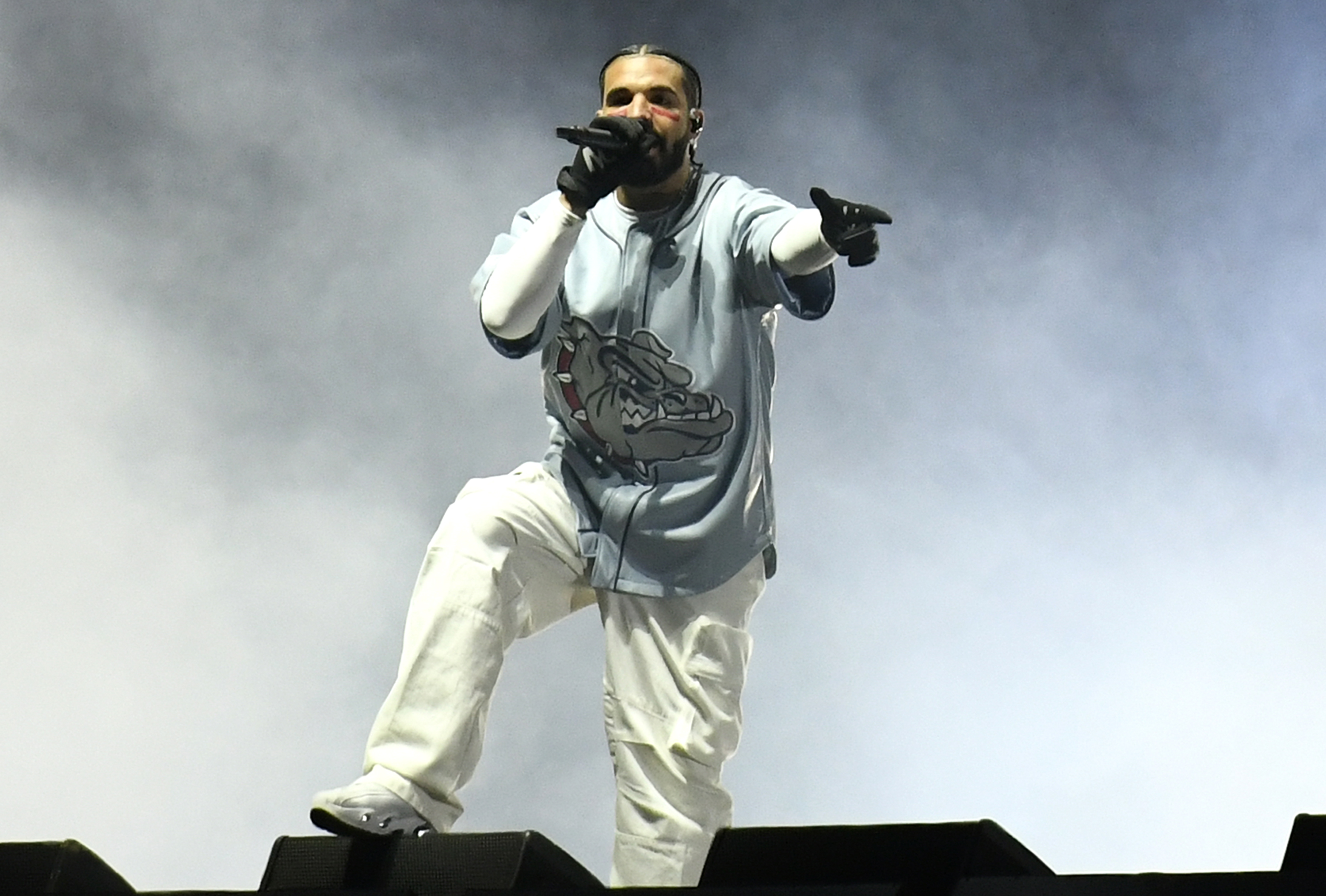 Drake Has Dreamville Crowd Sing Whitney Houston’s “I Will Always Love