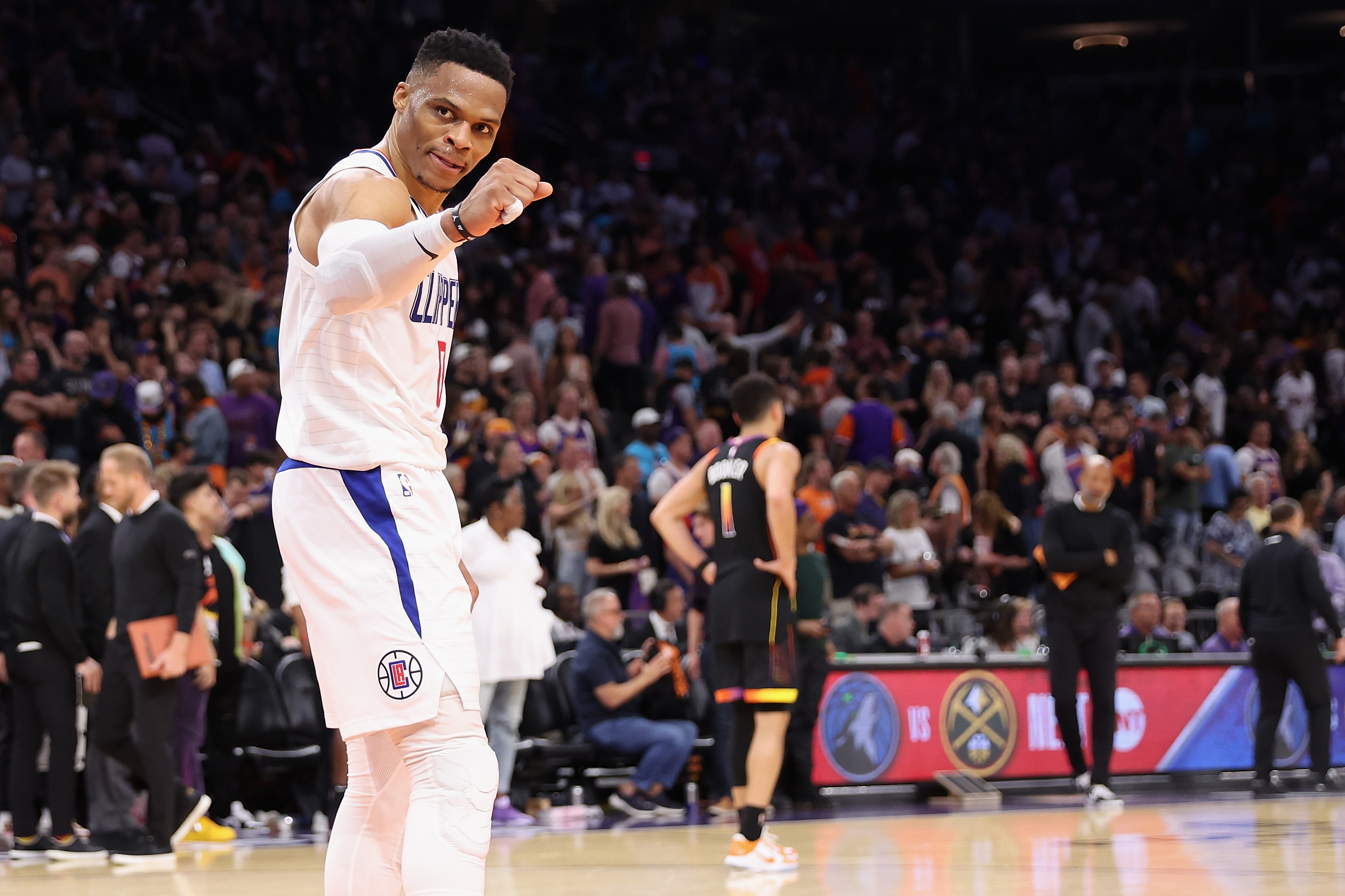 Russell Westbrook Gives Suns Fan A Taking To In Full Uniform Watch