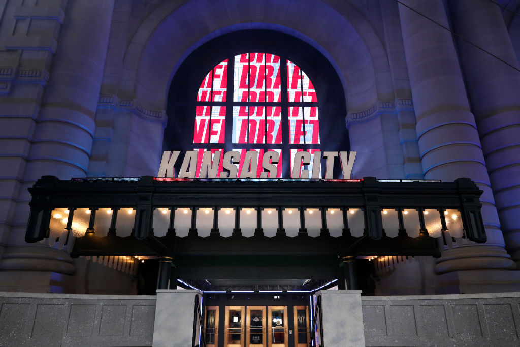 Fans from around the country flock to Kansas City for the NFL Draft, Pro  Sports