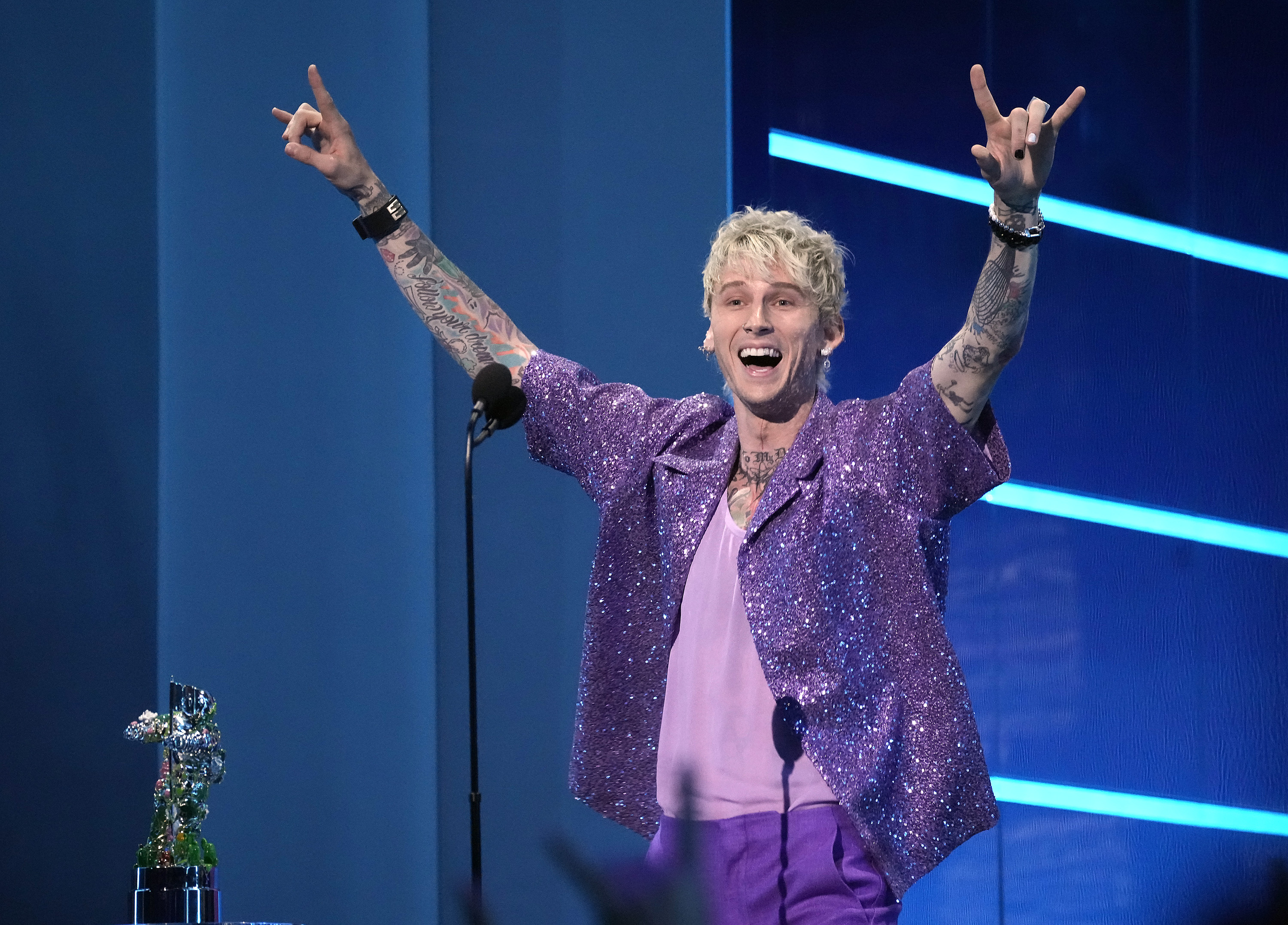 Machine Gun Kelly’s Birthday Party Antics Cause Police Helicopter To Show Up: Video