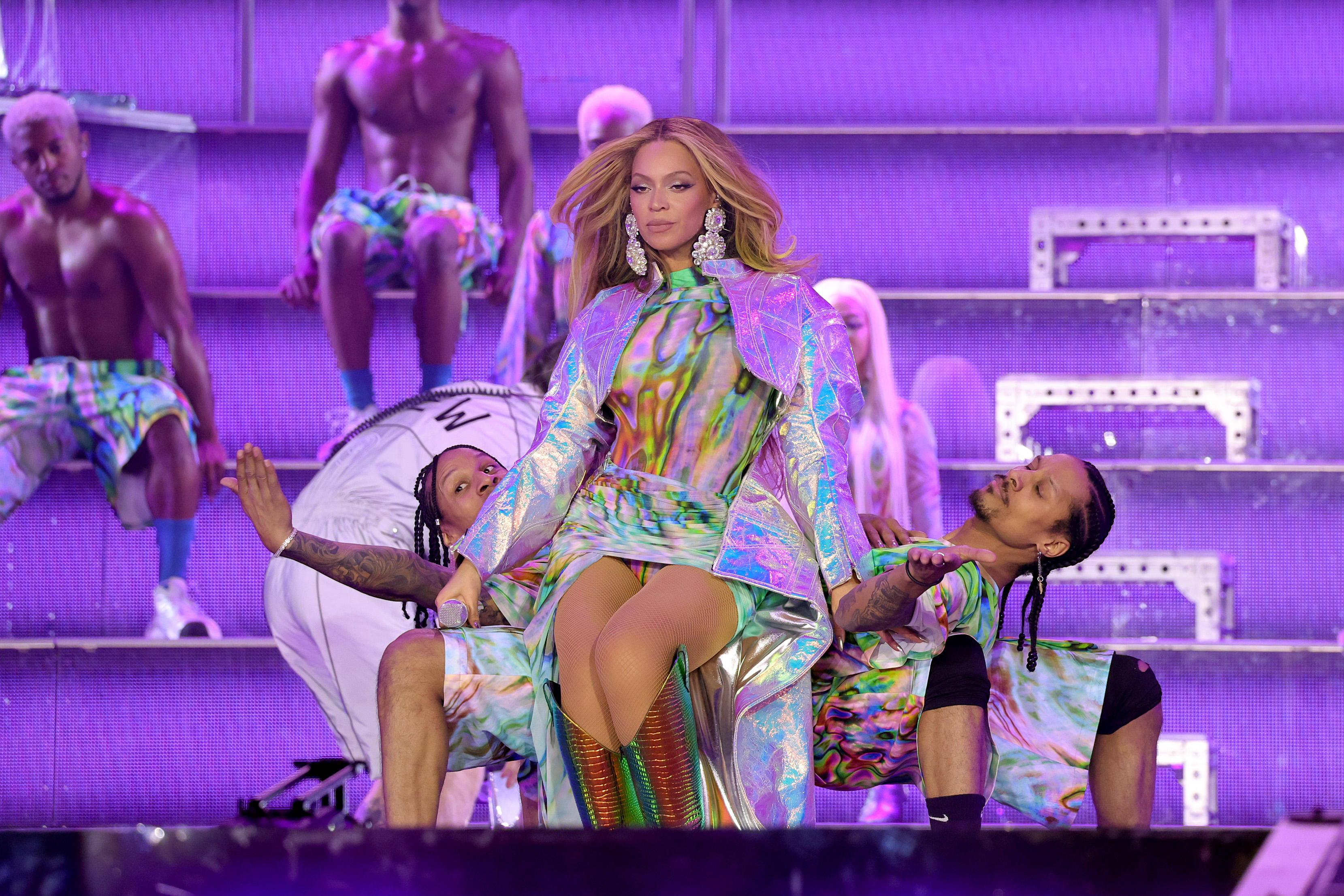Beyoncé Reminds Fans: “A Queen Moves At Her Own Pace, B*tch”
