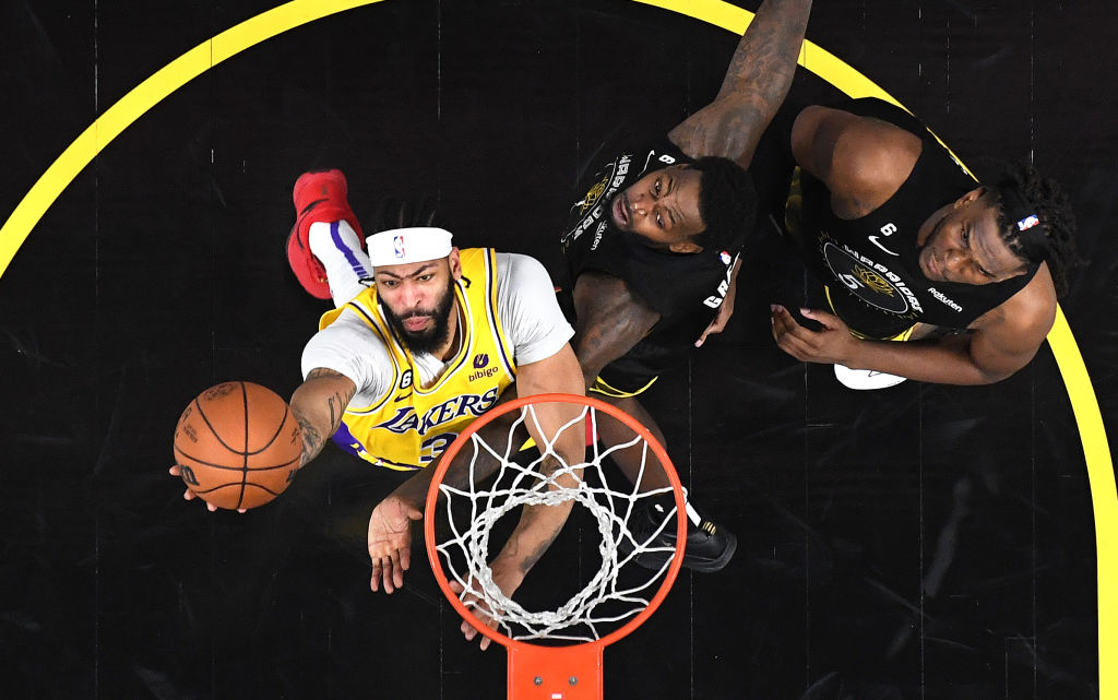 Lakers Put Up Historic Performance To Top Warriors