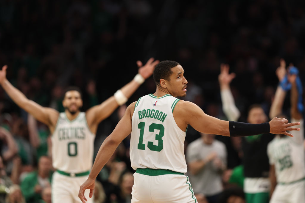 Malcolm Brogdon Calls Out Celtics For Losing Team Identity