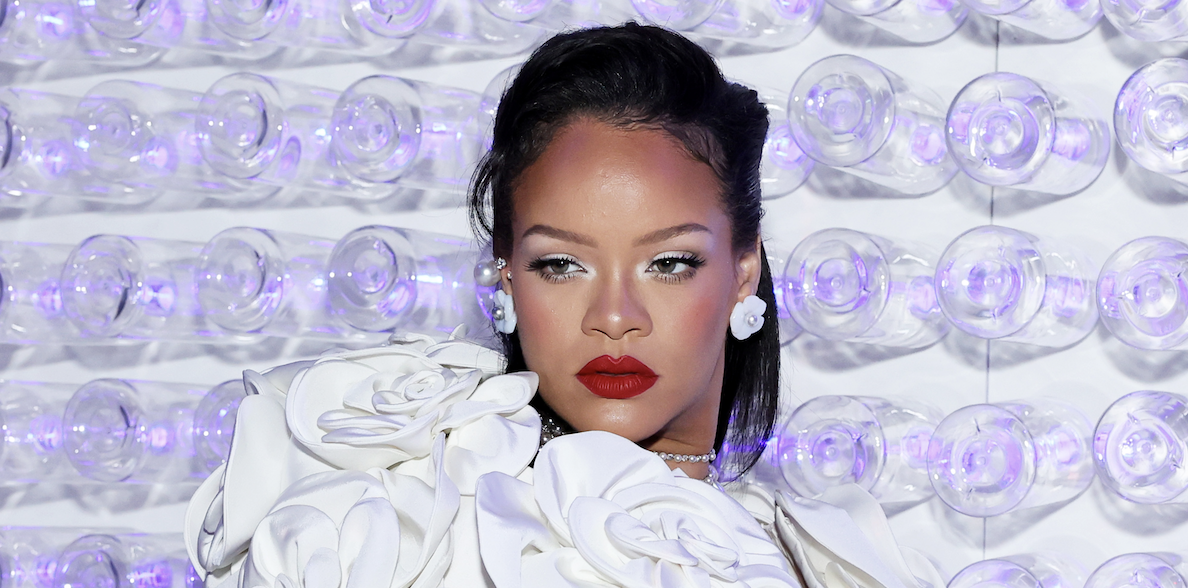 Rihanna Gets Incredible ODB-Inspired Diamond Grill