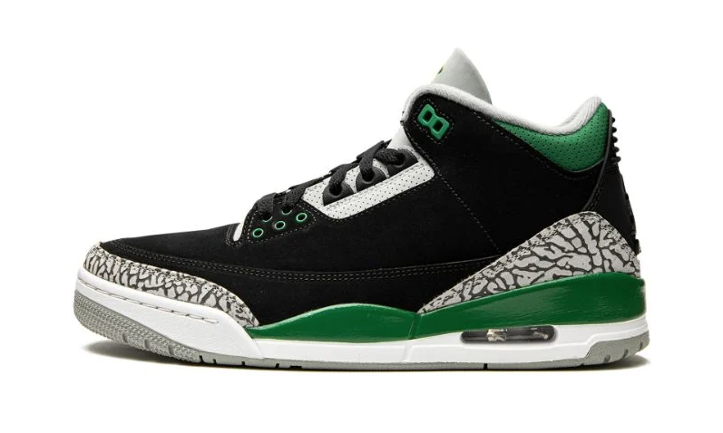 Air Jordan 3 Retro "Pine Green" Sneaker