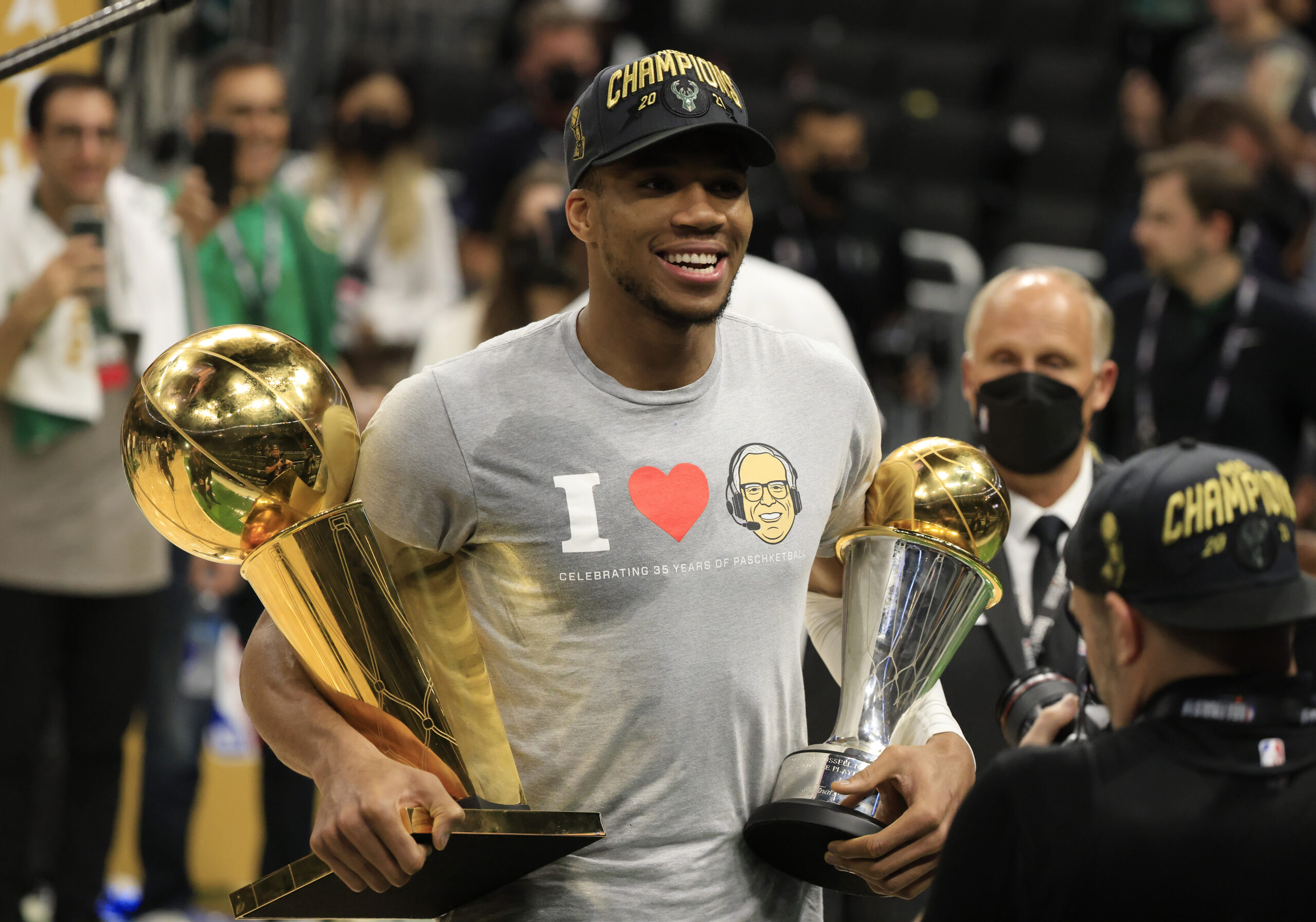 Giannis Antetokounmpo Net Worth in 2023 How Rich is He Now? - News