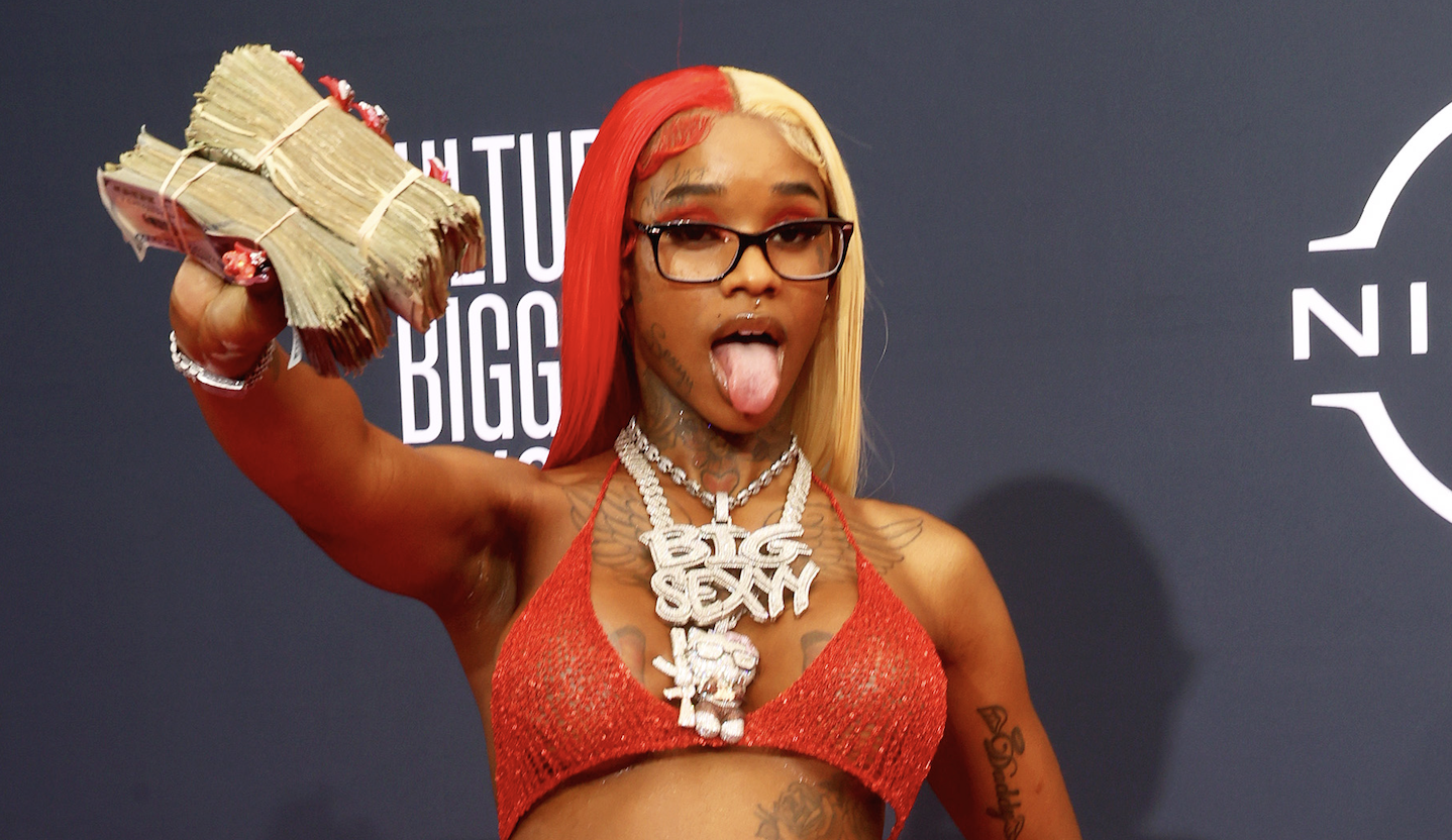 Sexyy Red Calls Out Woman Who Farted Near Her At The 2023 BET Awards