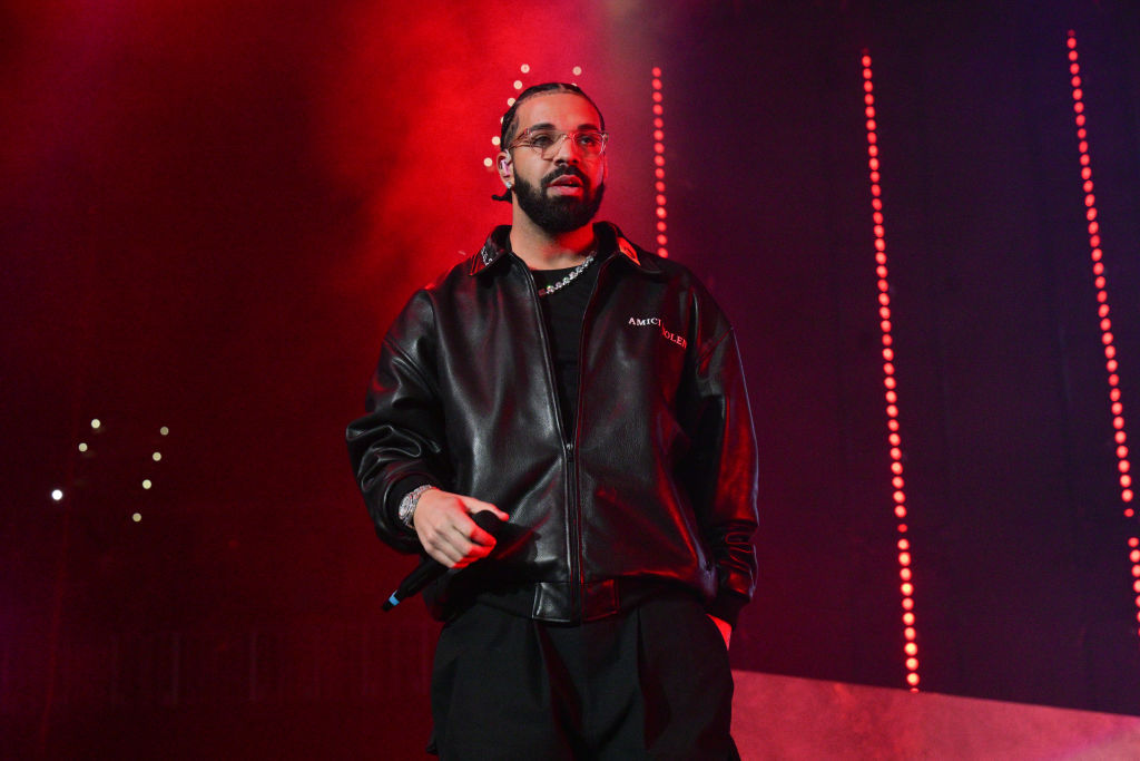 Drake Shoots Hoops With Chrome Hearts Owner, His Dad Tells Fan To Keep  F***ing