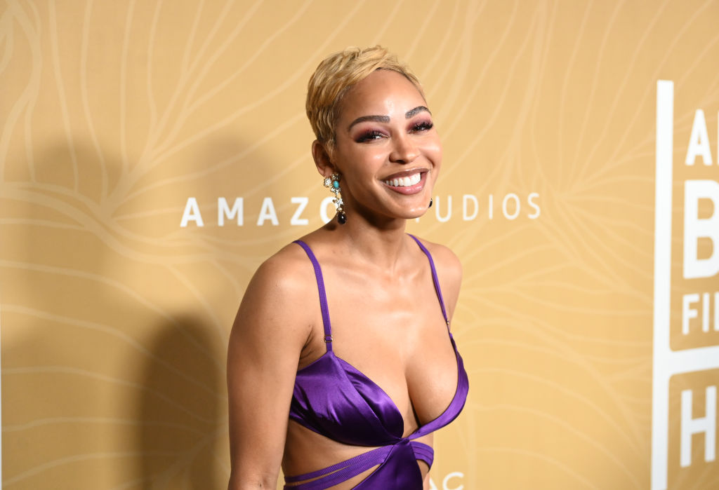 Meagan Good And Jonathan Majors Pose For Photos With Fans