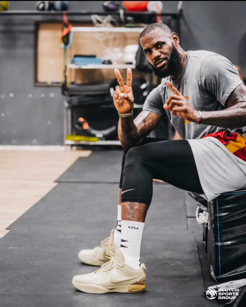 LeBron James Wears 'Yellow Marble' Nike LeBron 21 During Practice