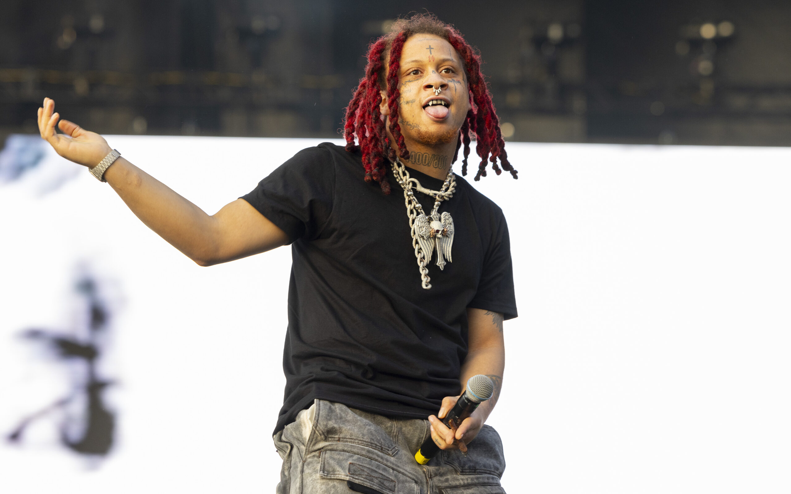 Trippie Redd'S Tiktok Trend:  The "Flexible" Craze - y7vaid9