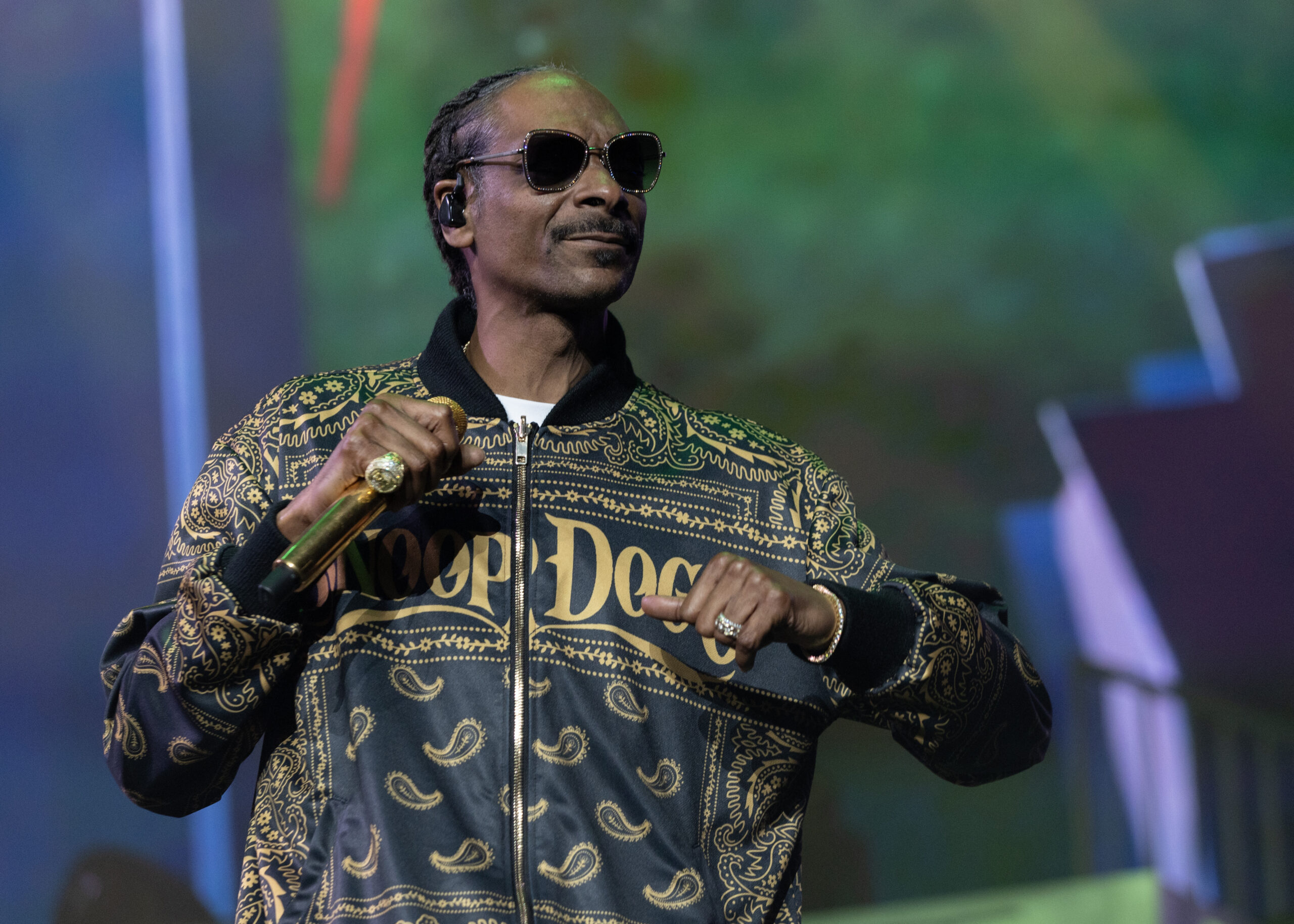 Dre, Snoop Dogg And More Hip-Hop Icons Bring 'California Love' To