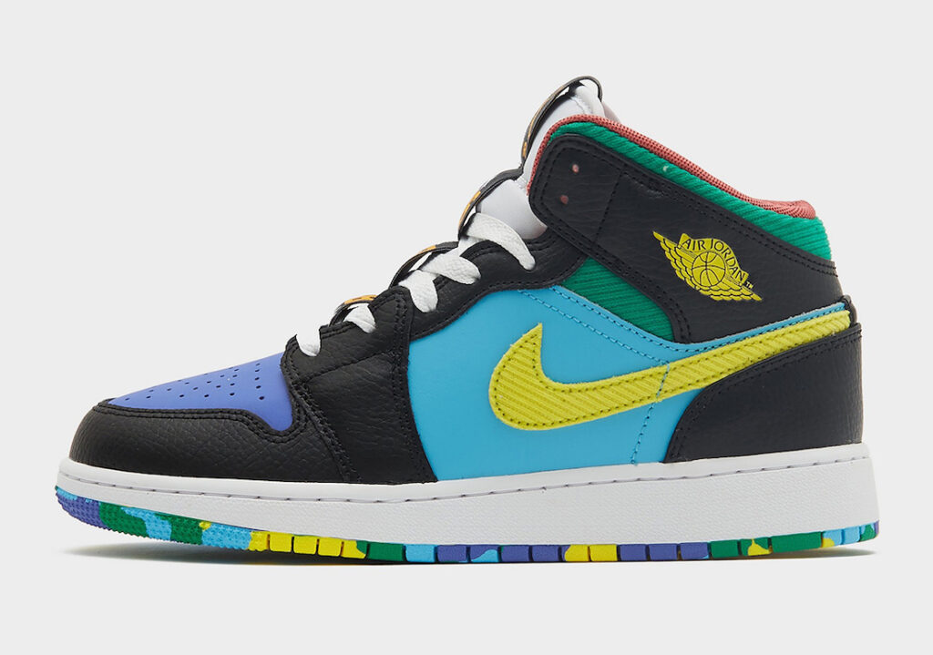 Official Images of the Air shoes Jordan 1 Mid Dark Teal Green