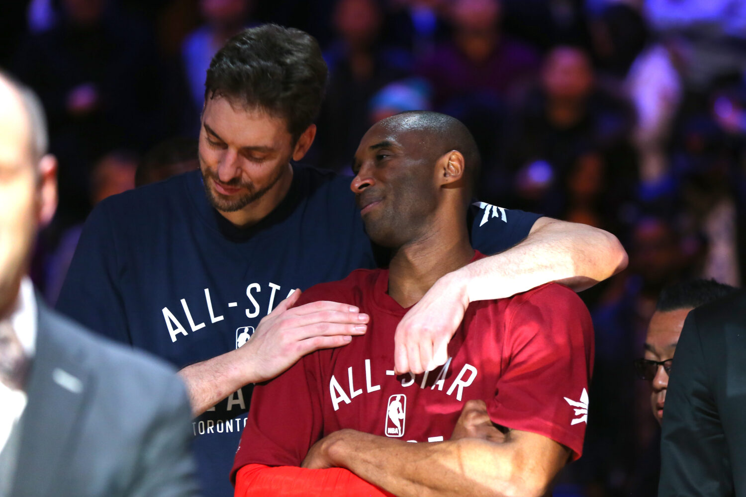 Pau Gasol shares emotional Kobe Bryant story in Hall of Fame speech