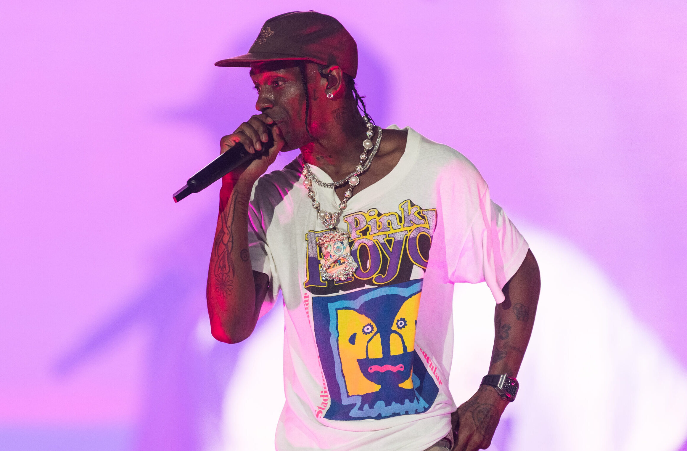 Travis Scott's 'Utopia' Debuts at No. 1 With Massive Streaming Numbers