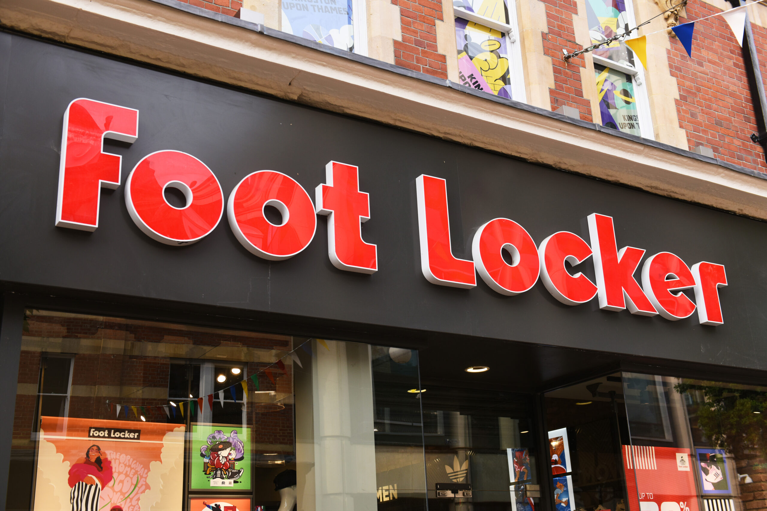 Foot Locker Blames Consumers Amid Poor Sales And Plummeting Stock Prices