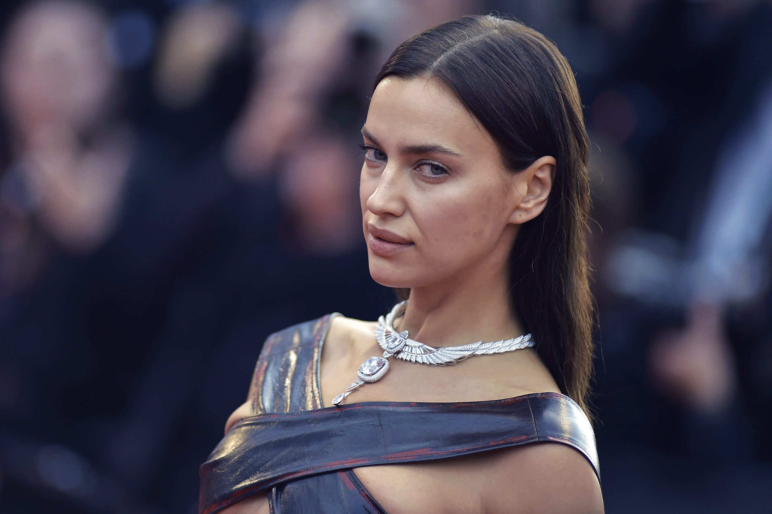 Irina Shayk Is Reportedly Cutting Off Friends For Tom Brady