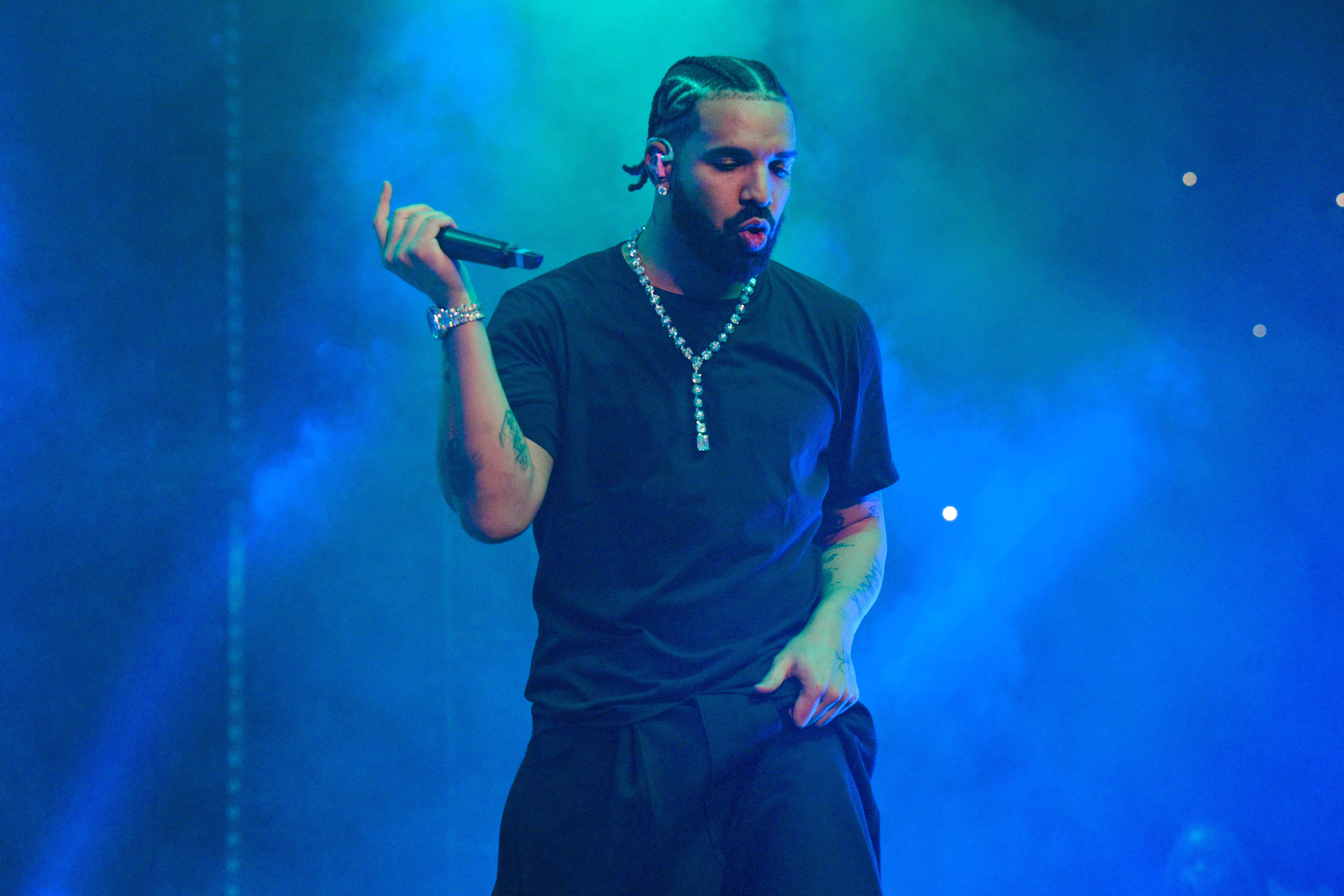 Drake Labels Himself A “Hate Survivor” In IG Post Showing Tour’s Success