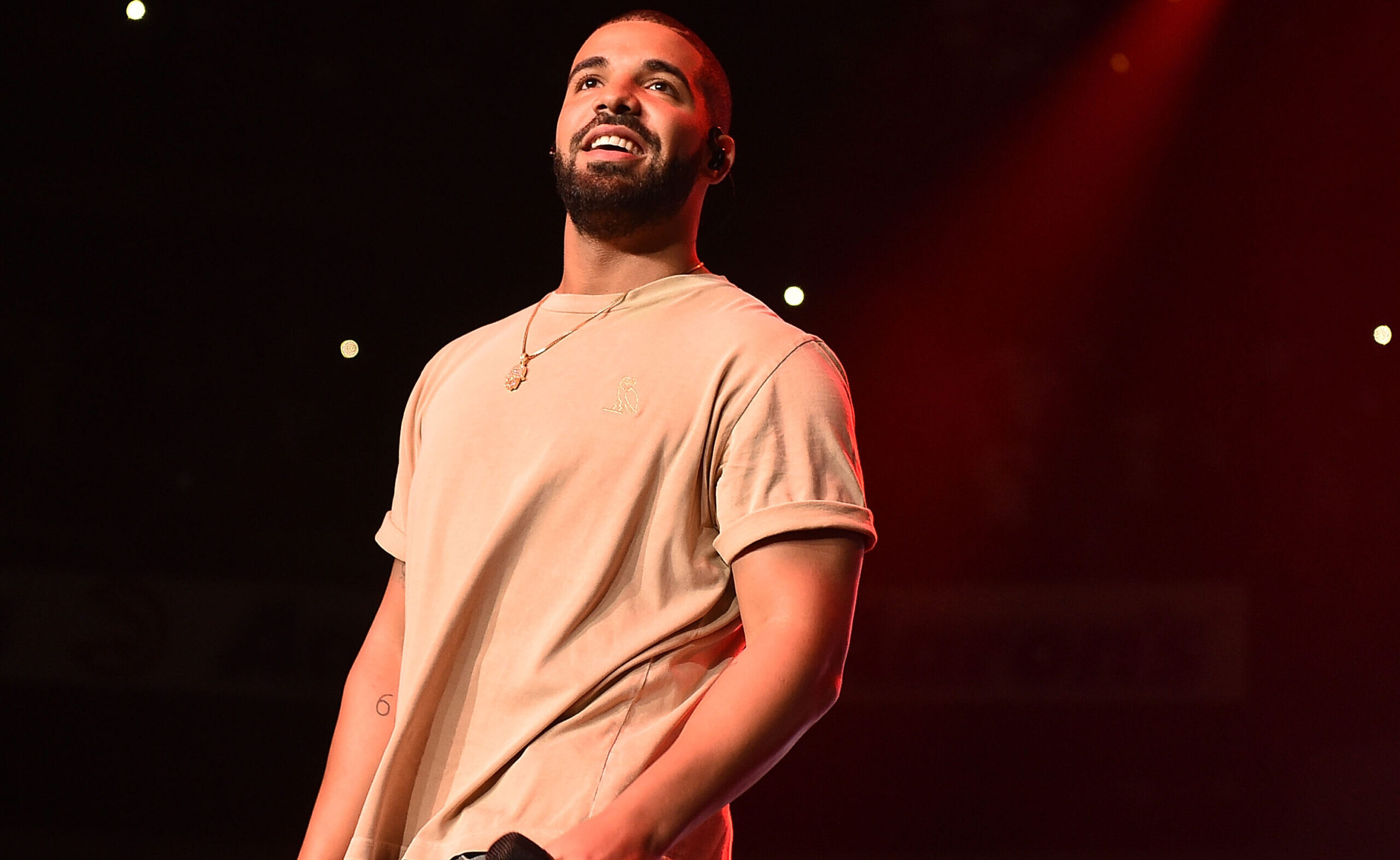 Drake tells fans at Houston concert he's moving to Texas