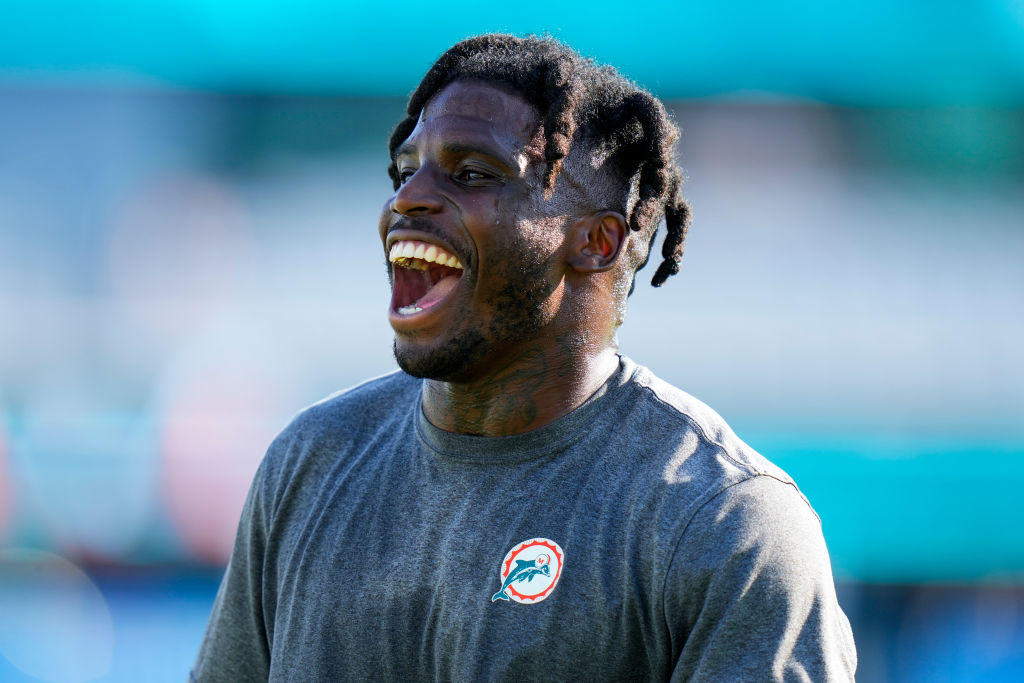 Dolphins' Tyreek Hill sets retirement date, plans to go into gaming