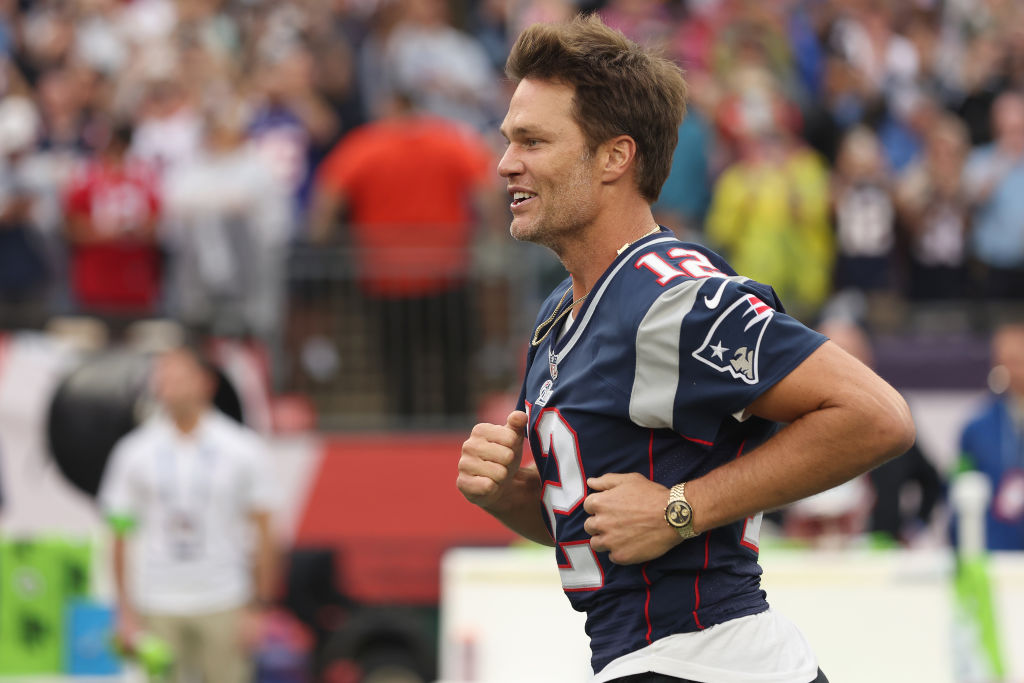 Tom Brady ends Jets rumors after Aaron Rodgers' injury - A to Z Sports