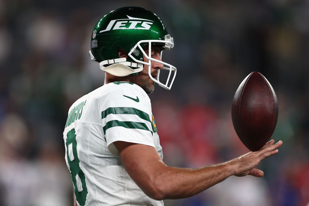 Jets' Aaron Rodgers says he 'will rise yet again' in first comments since  season-ending injury