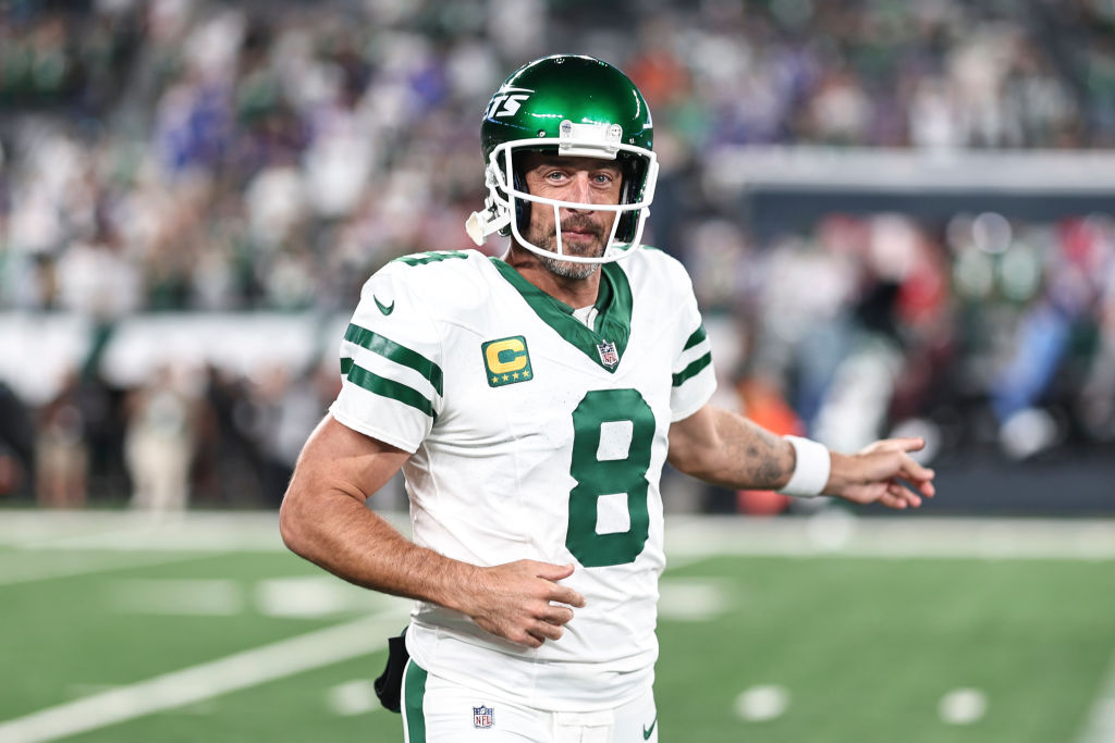 Jets QB Aaron Rodgers announces he had surgery to repair torn