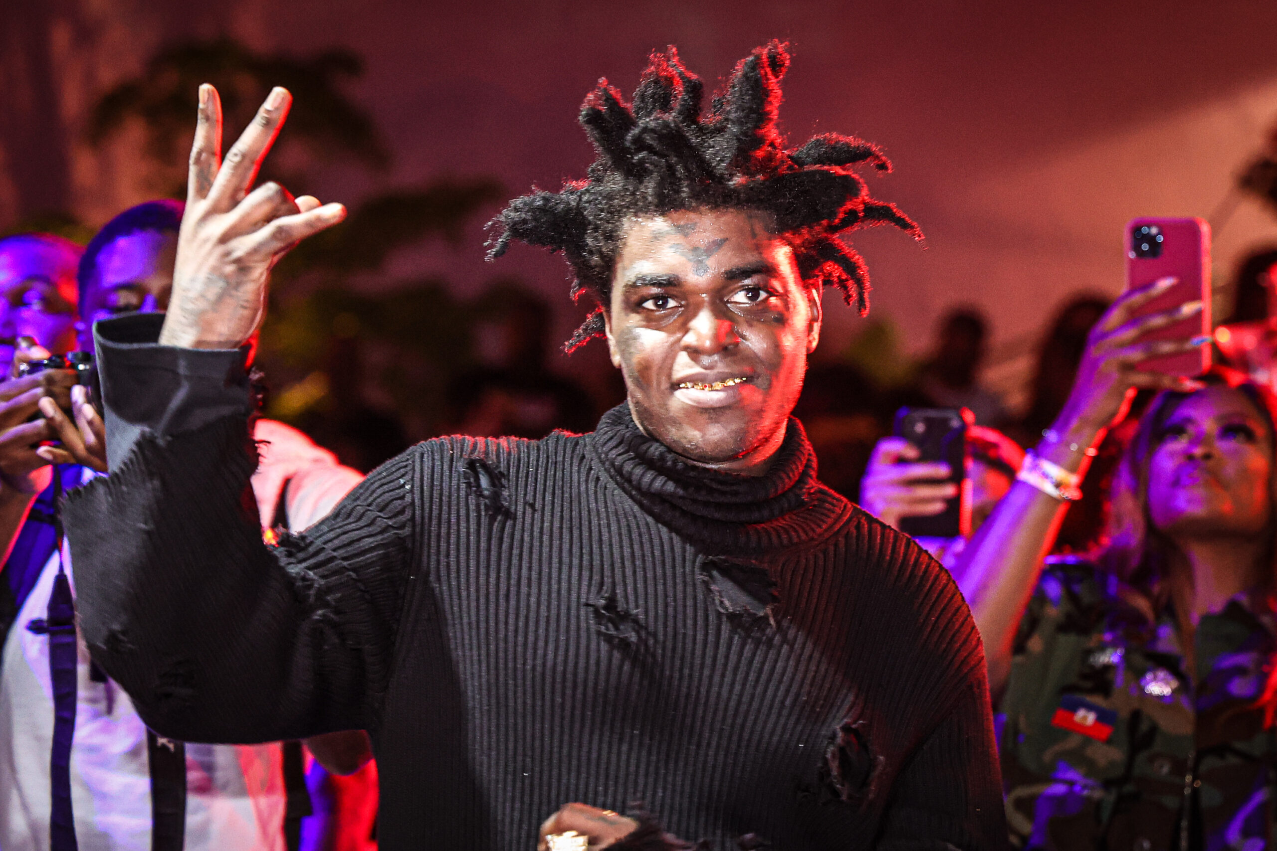 Kodak Black Performs Shaka Laka Verse At Rolling Loud