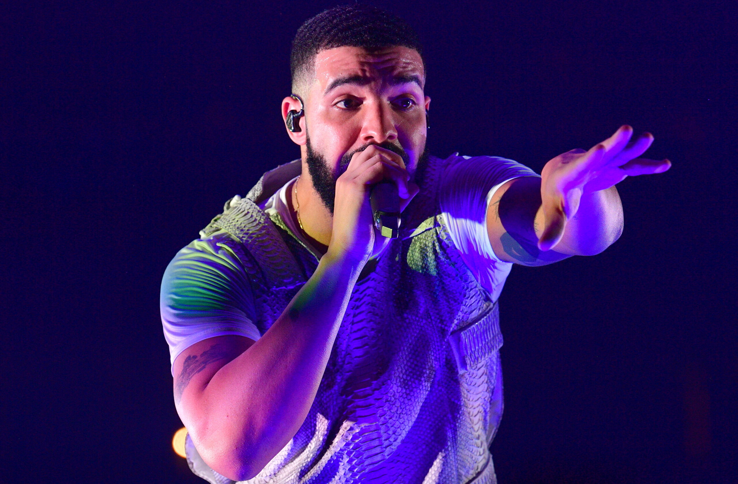 Drake Energetically Runs Through Hit Songs at Pre-Super Bowl