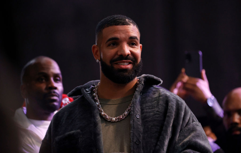 Drake zegt dat ‘For All The Dogs’ om 6 uur ‘s ochtends uitkomt, deelt de tracklist