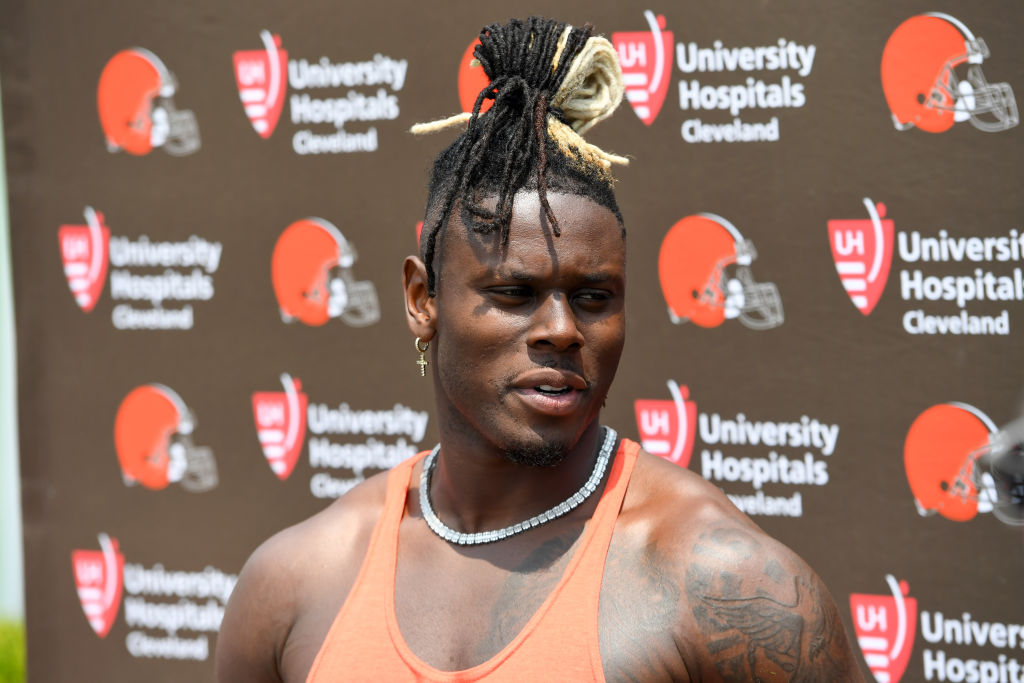 Browns: David Njoku has 'burn injuries to face'