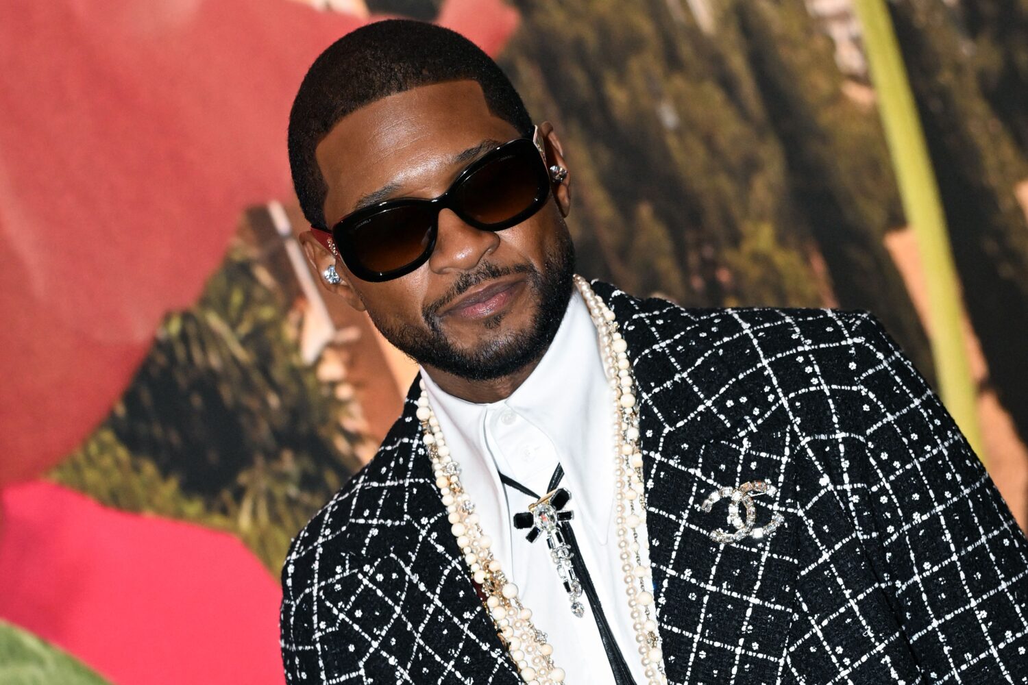 Usher Is Planning a Global Tour to Follow Super Bowl Halftime Show –  Billboard