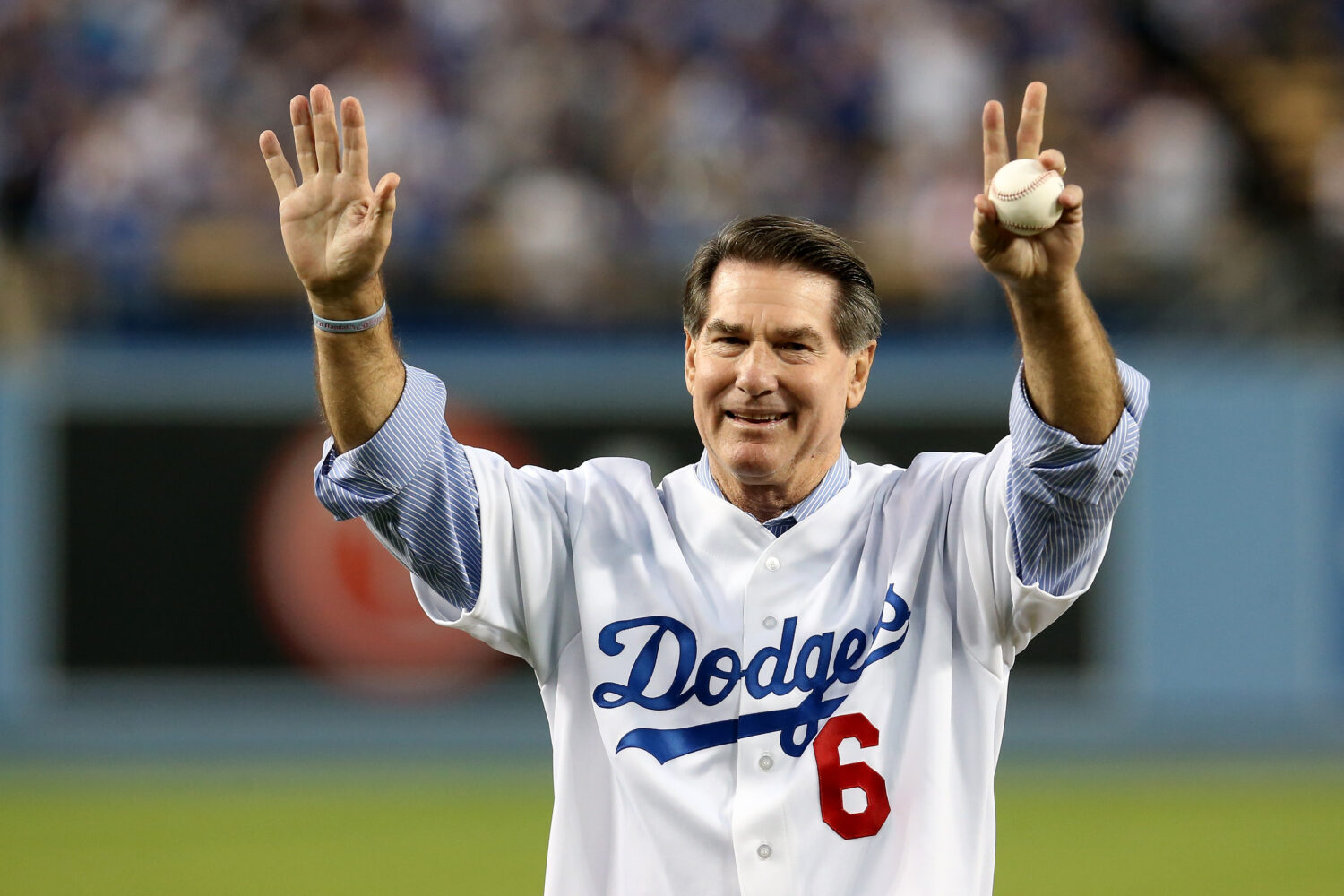 Baseball legend Steve Garvey backs Level Select CBD products as more than  just a big name - MarketWatch