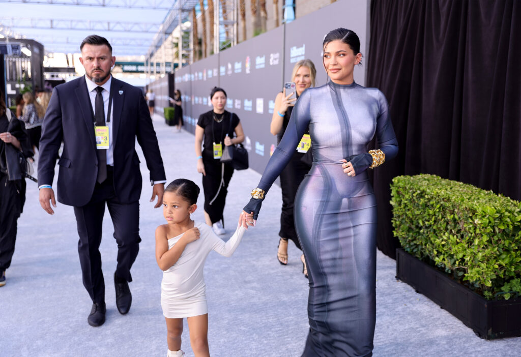 Kylie Jenner Shares Sweet New Photo With Her Kids: "My Everything"