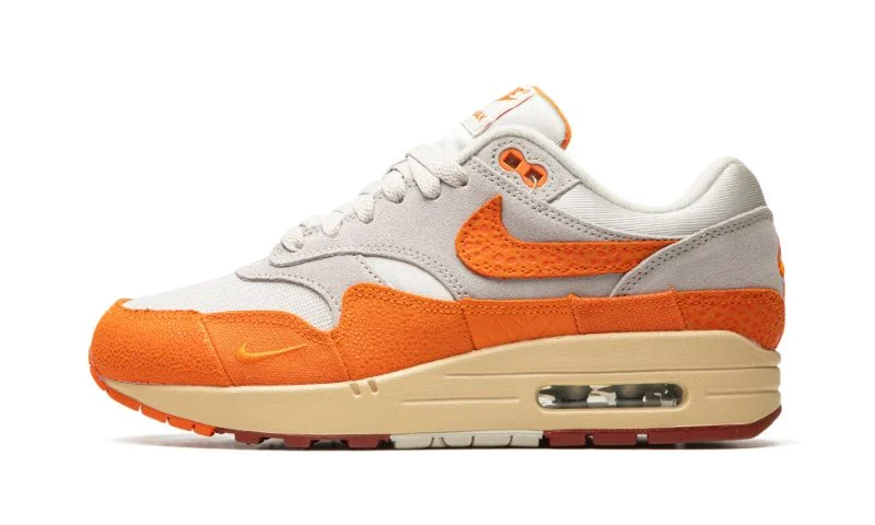 Nike Womens Air Max 1 "Magma Orange"