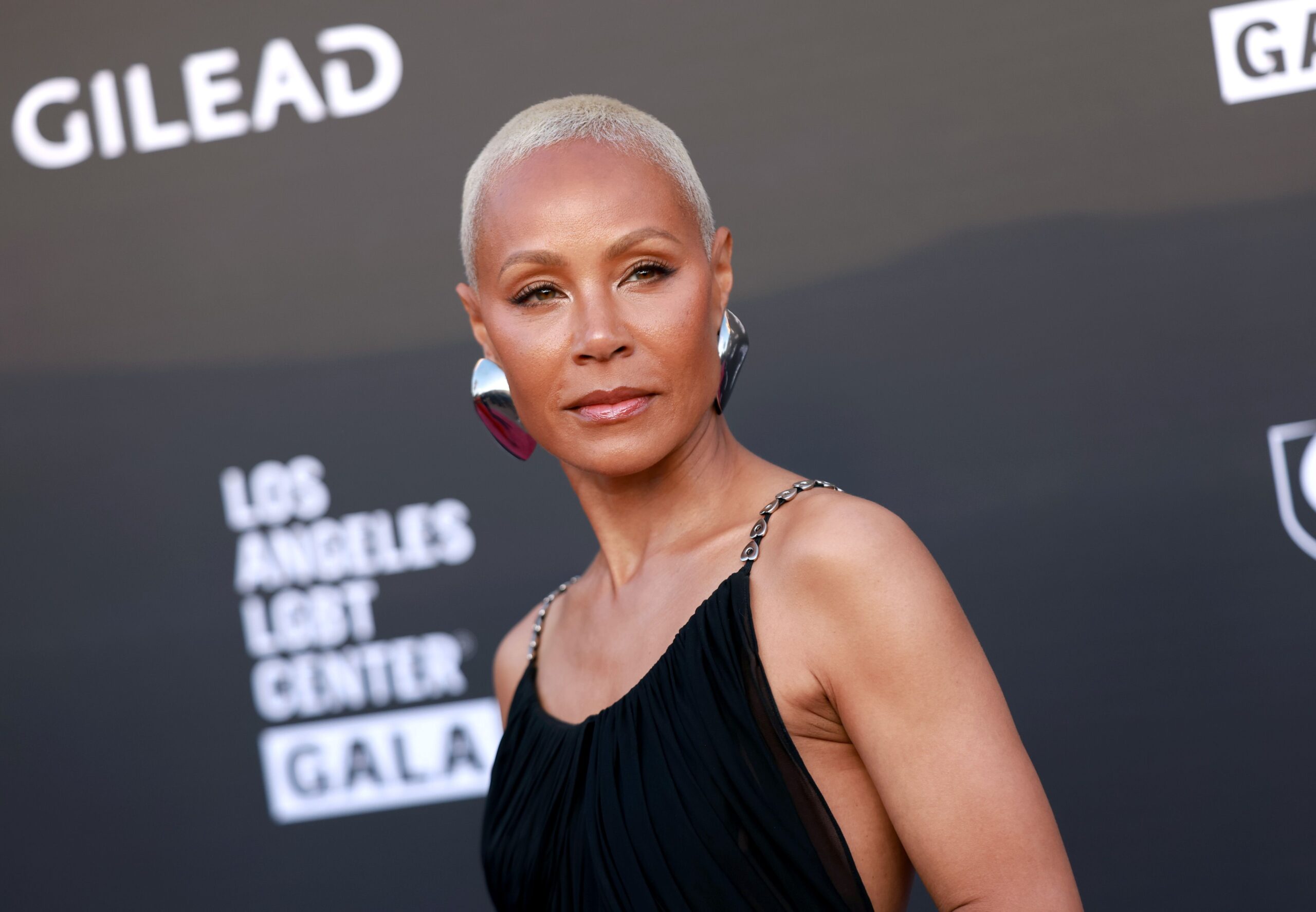 Jada Pinkett Smith Goes Instagram Private After Urging Fans Not To “Bond In Fear”