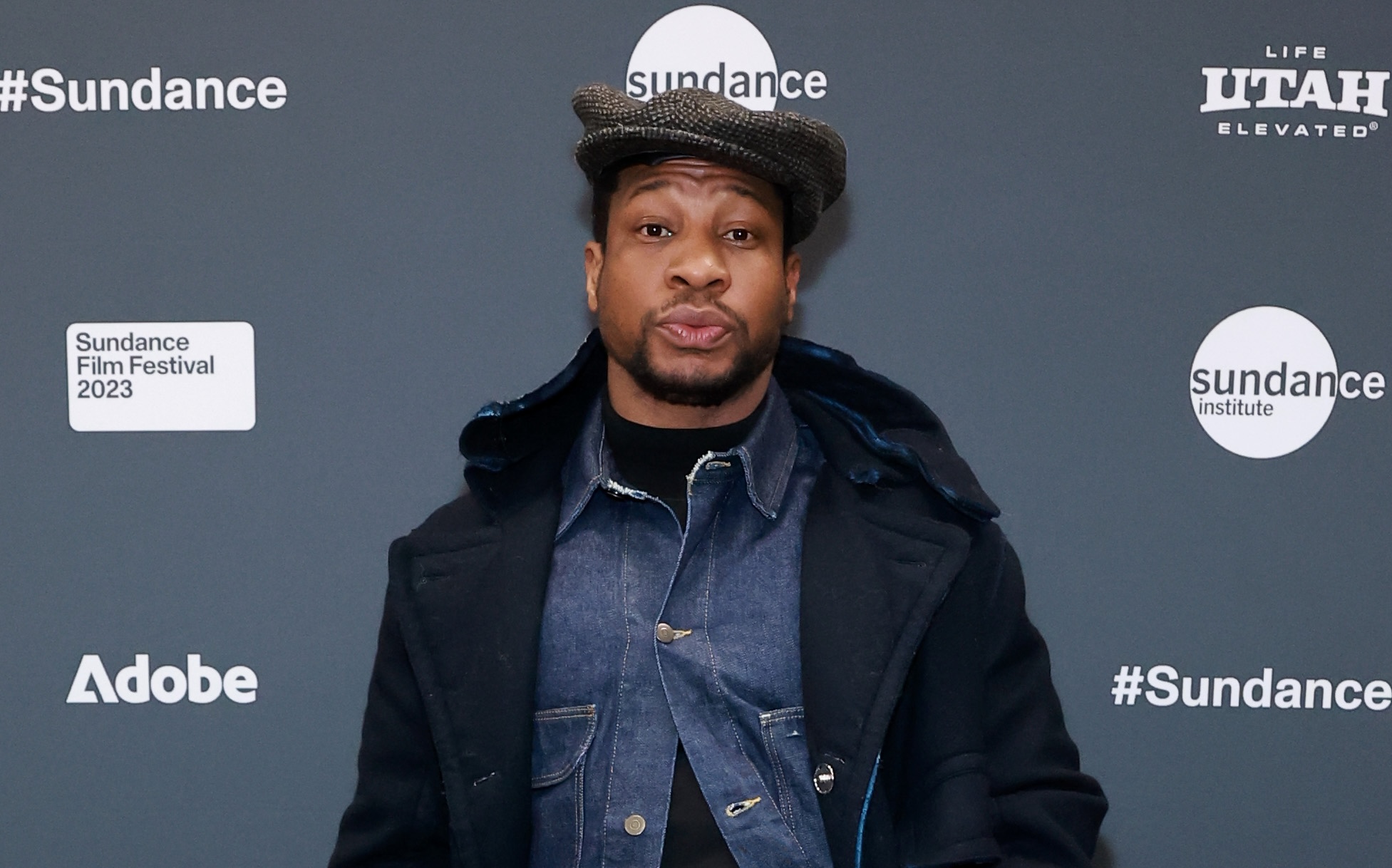 Jonathan Majors Turns To Selling $140 Autographs After Assault Conviction